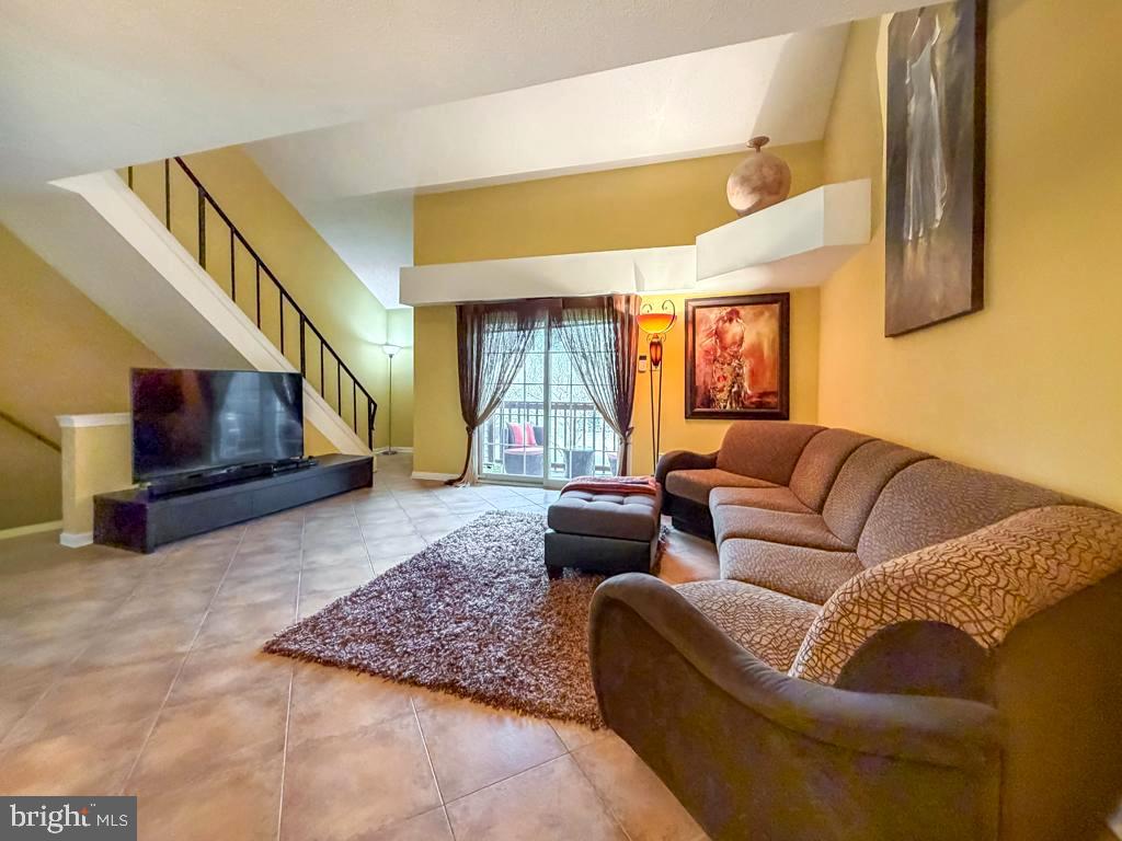 TAPESTRY - Residential