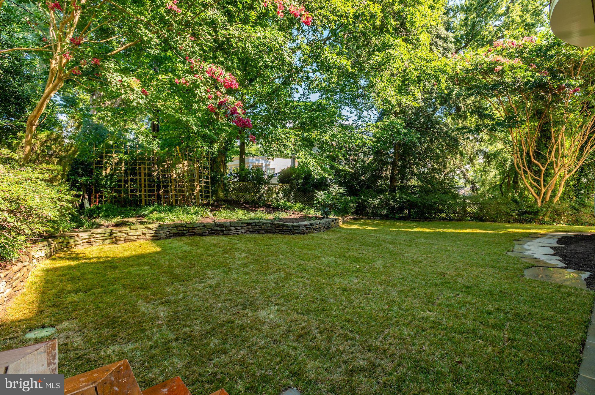 SPRING VALLEY - Residential