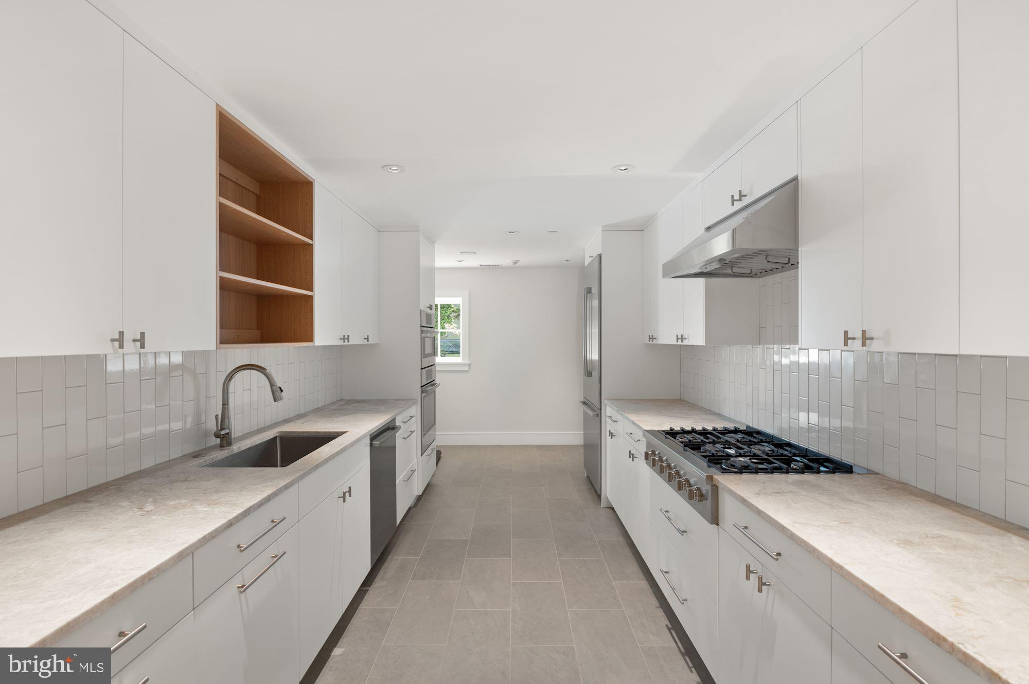 SPRING VALLEY - Residential