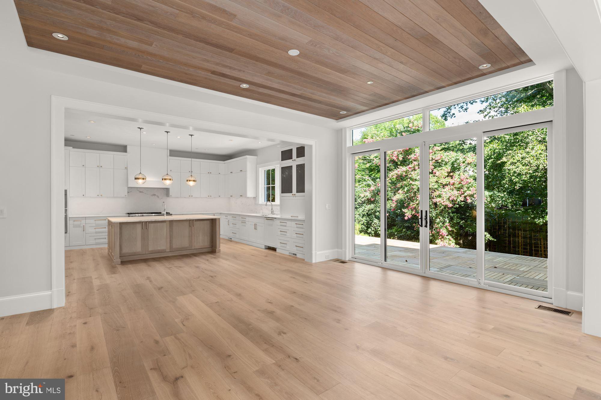SPRING VALLEY - Residential