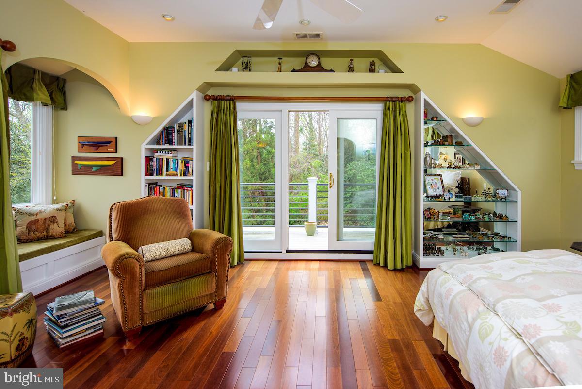 ROUND BAY - Residential