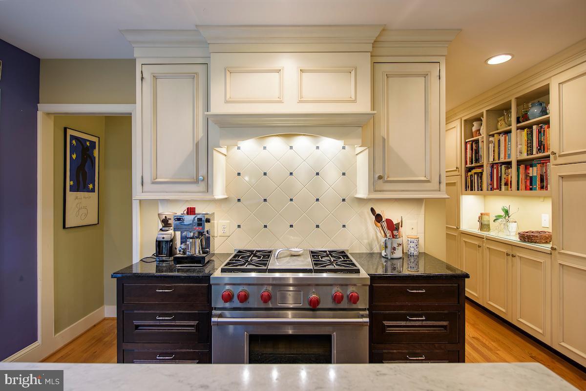 ROUND BAY - Residential