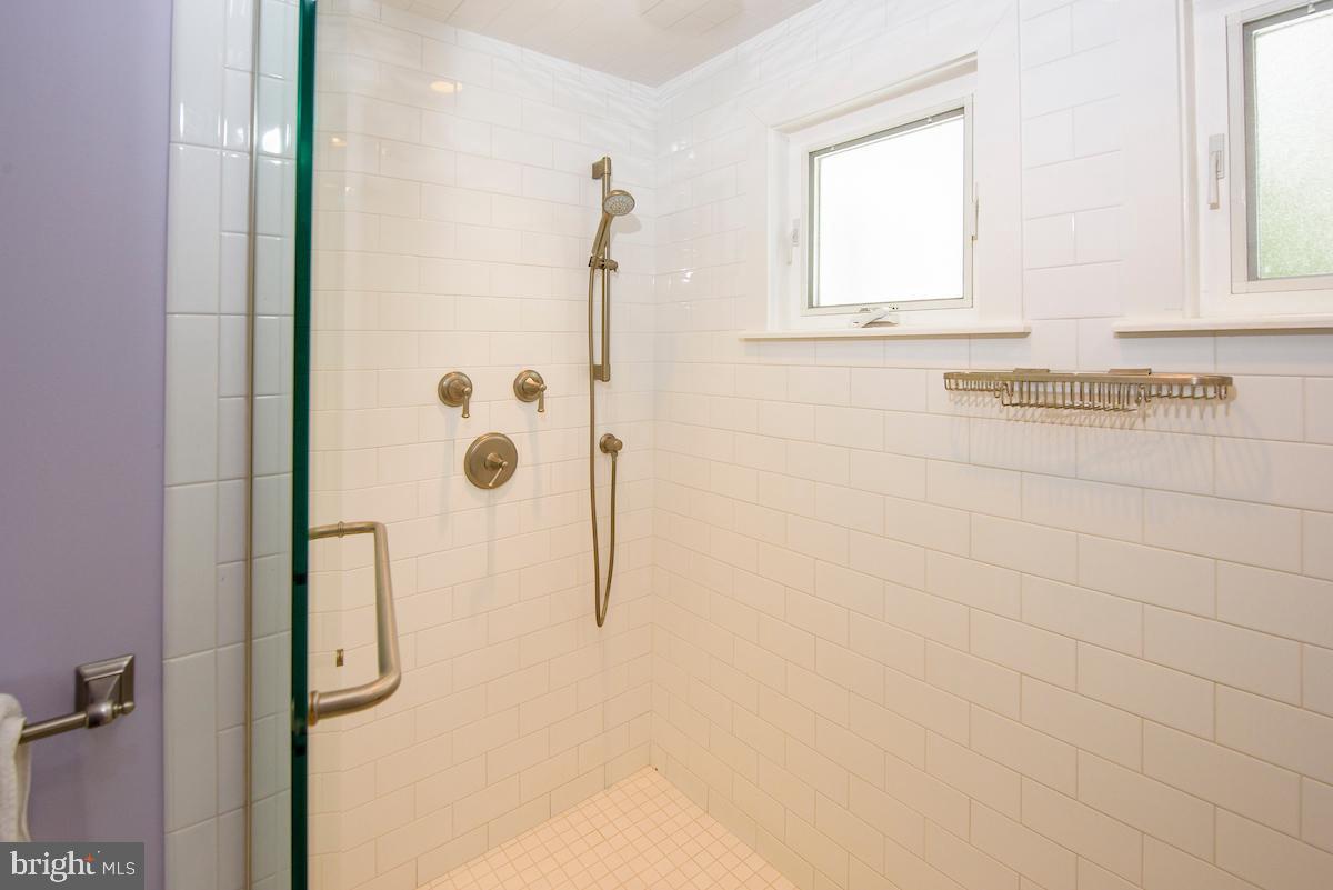 ROUND BAY - Residential