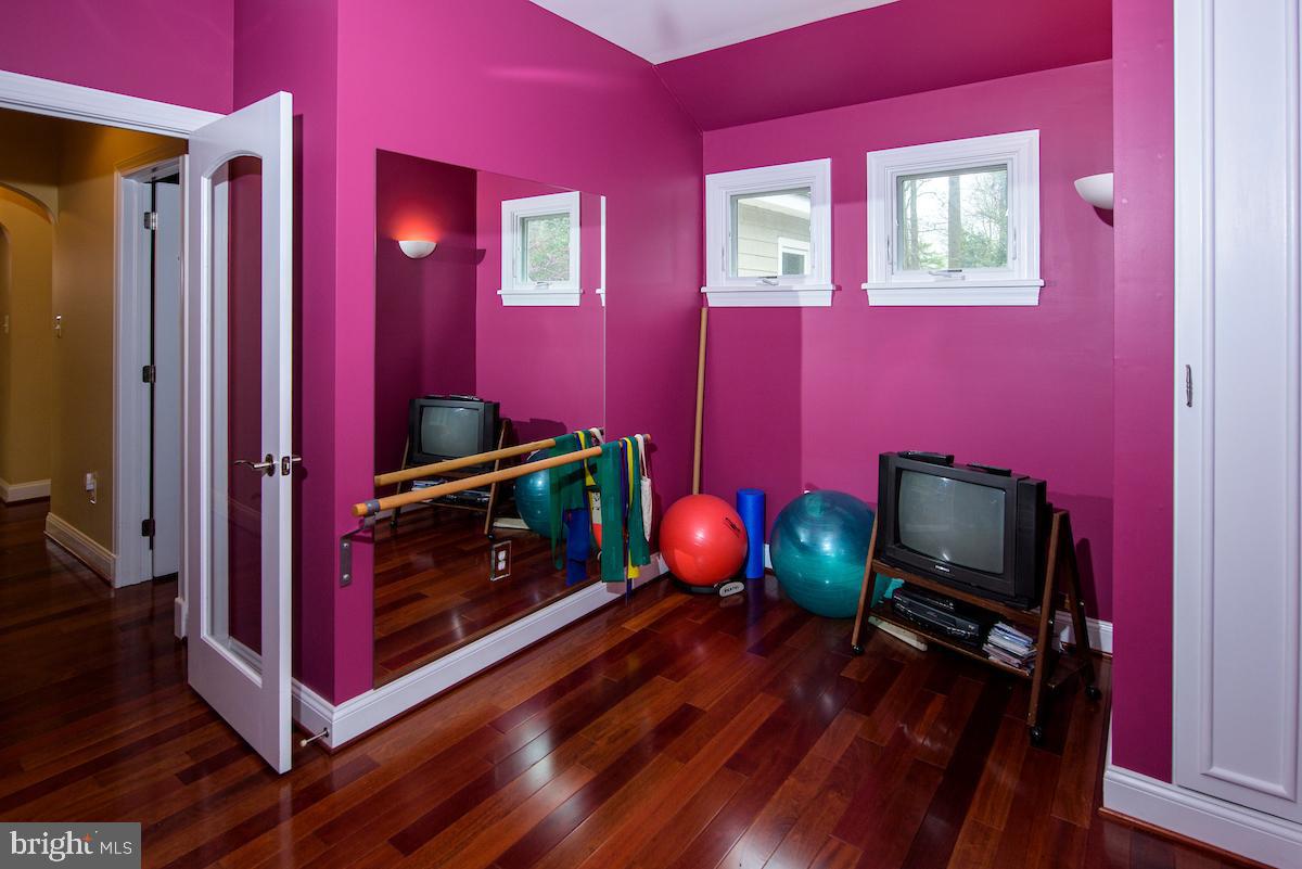 ROUND BAY - Residential