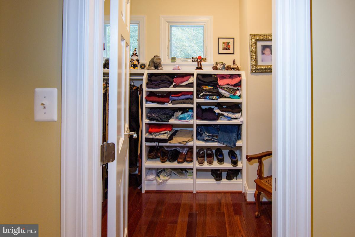 ROUND BAY - Residential