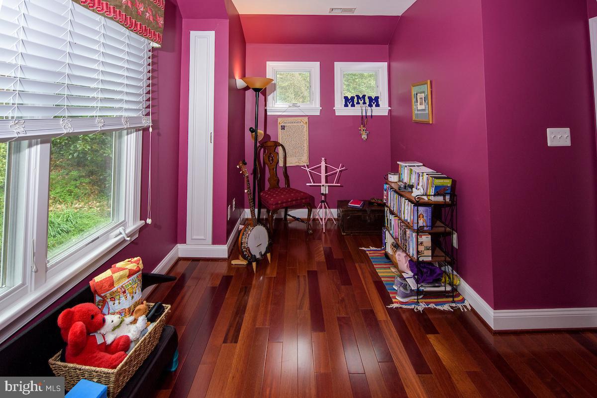 ROUND BAY - Residential