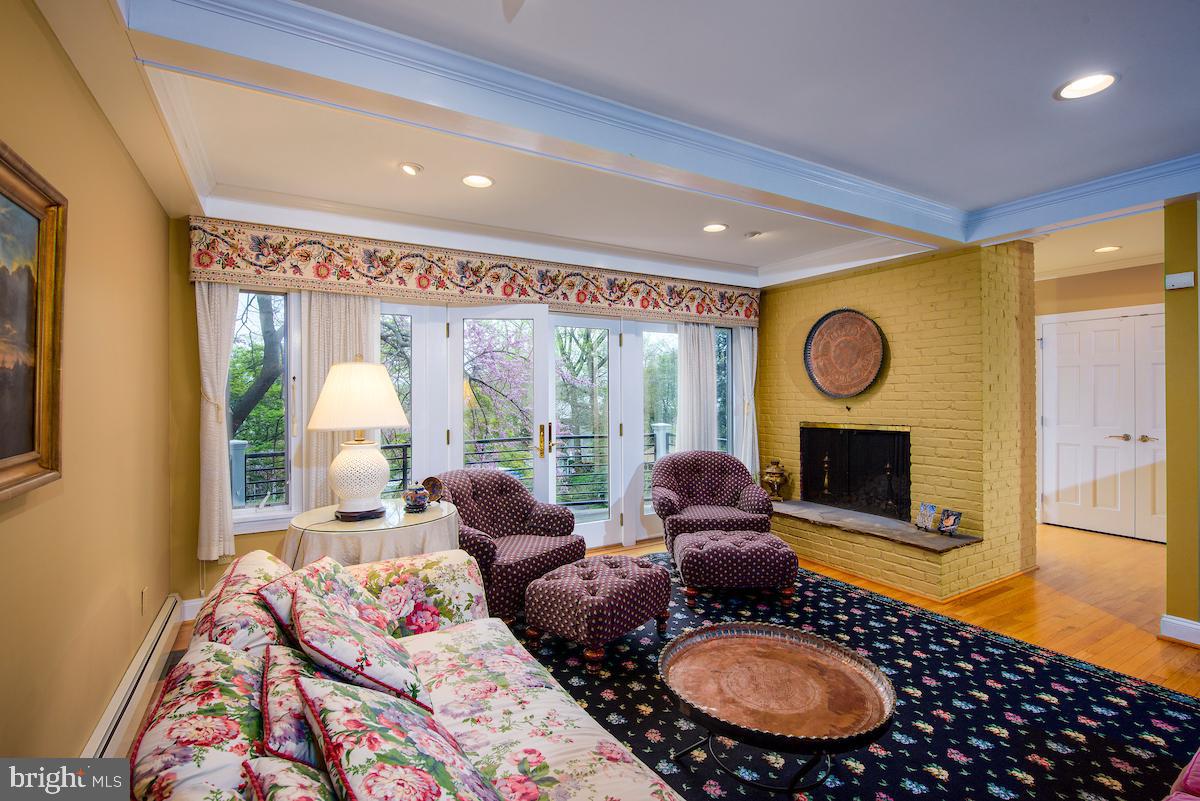 ROUND BAY - Residential