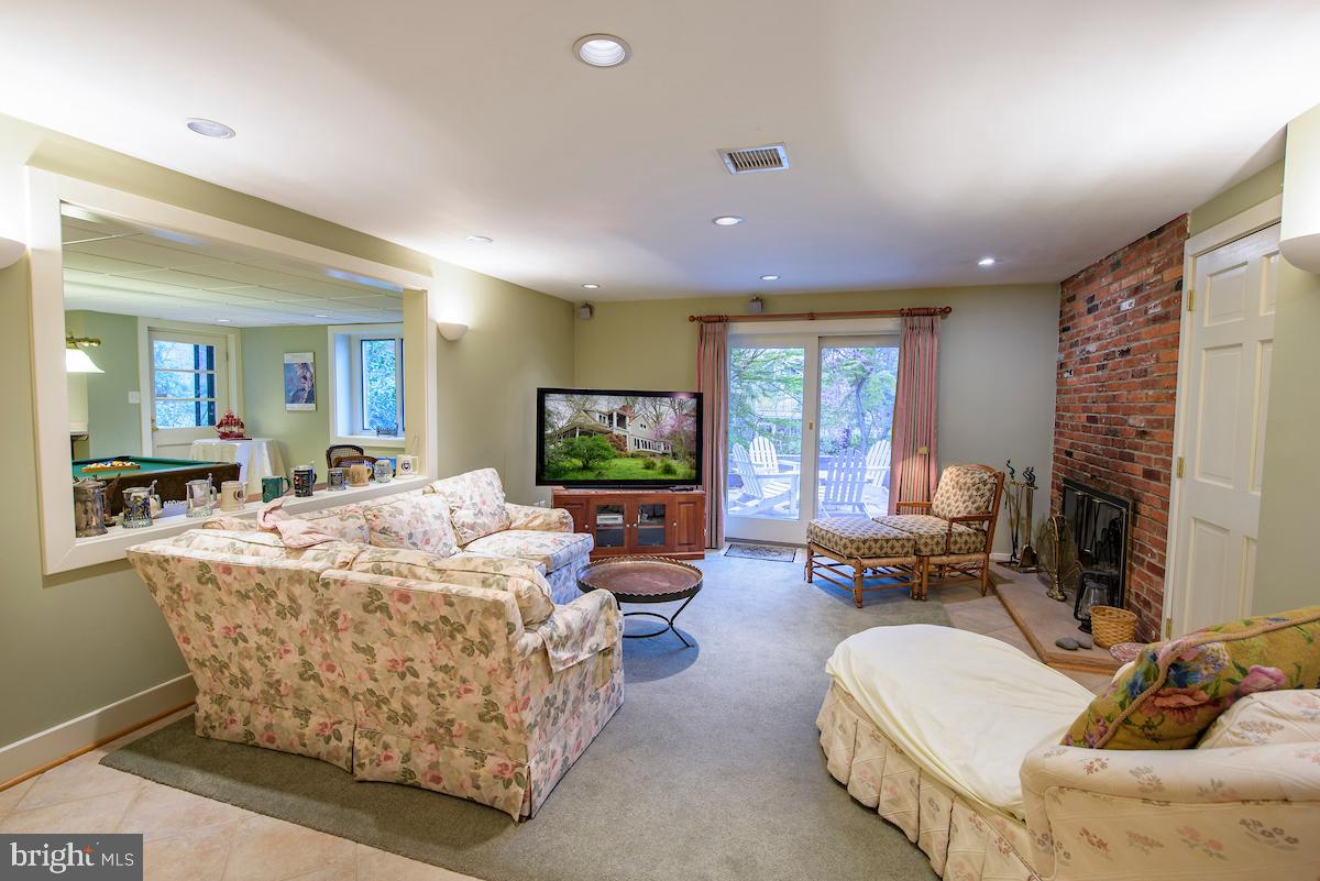 ROUND BAY - Residential