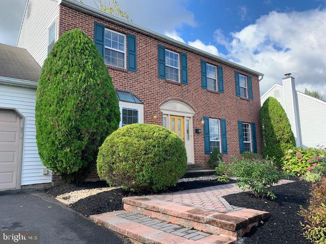 HUNTERS RUN - Residential