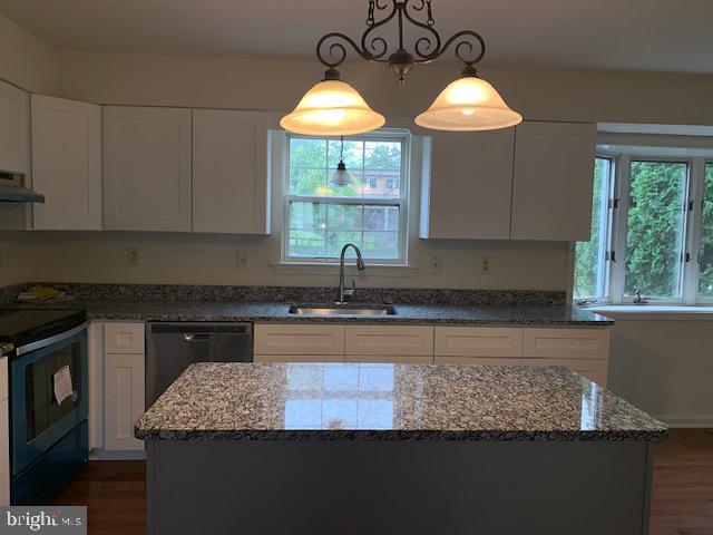 HUNTERS RUN - Residential