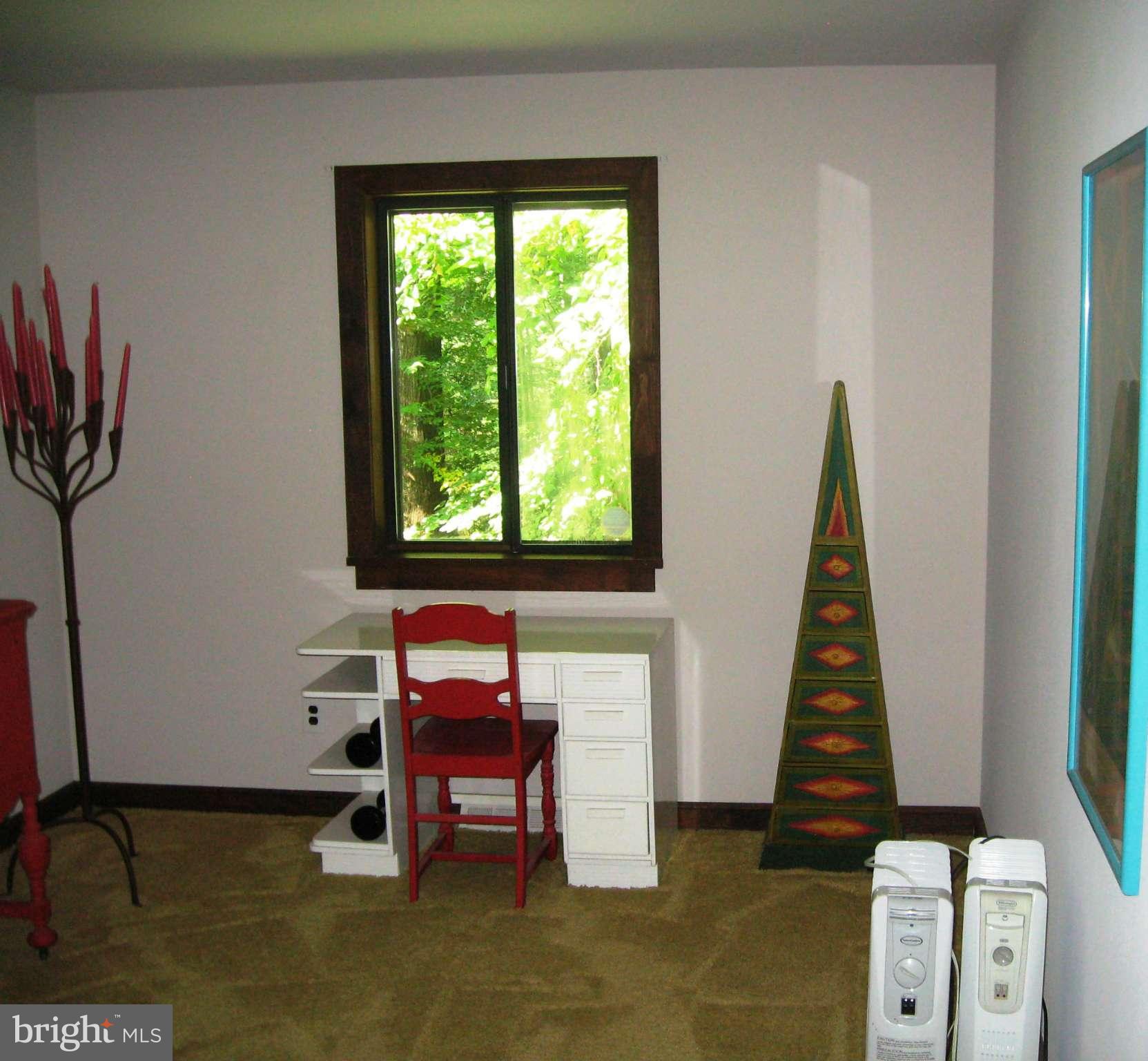 CHRISTINE MANOR - Residential