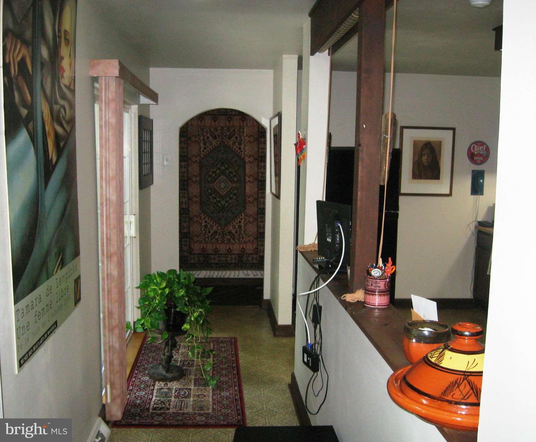 CHRISTINE MANOR - Residential