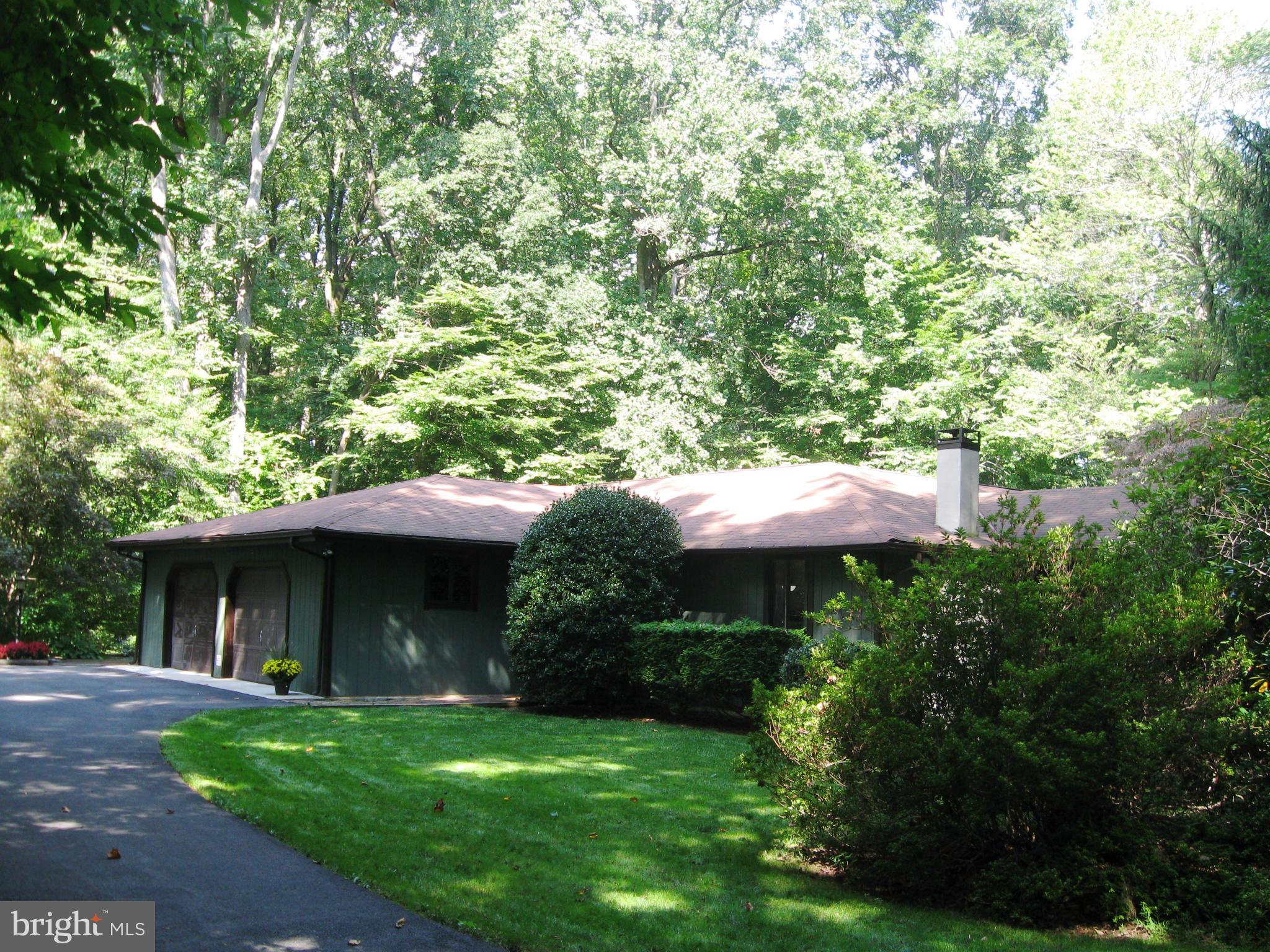 CHRISTINE MANOR - Residential