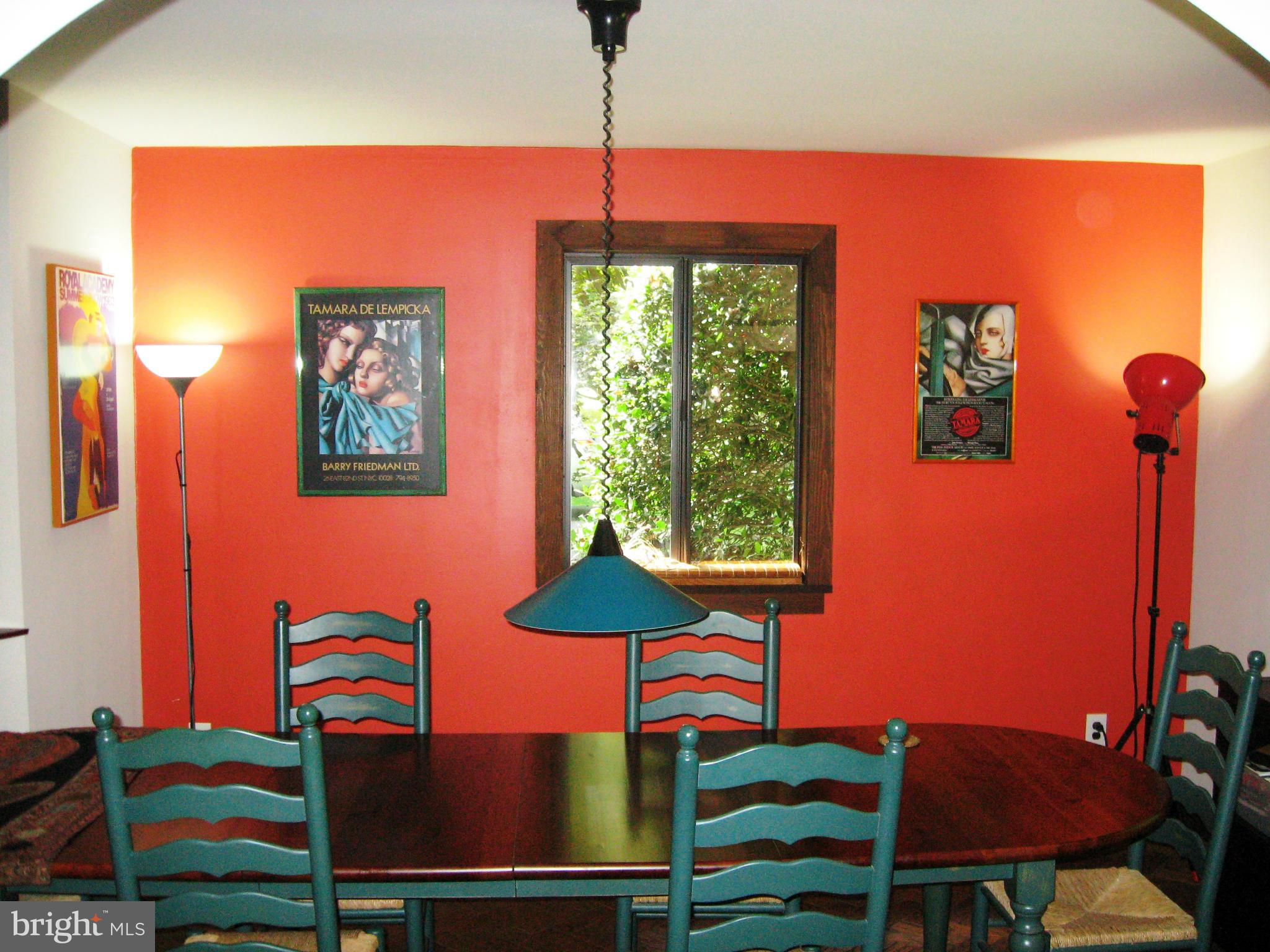 CHRISTINE MANOR - Residential