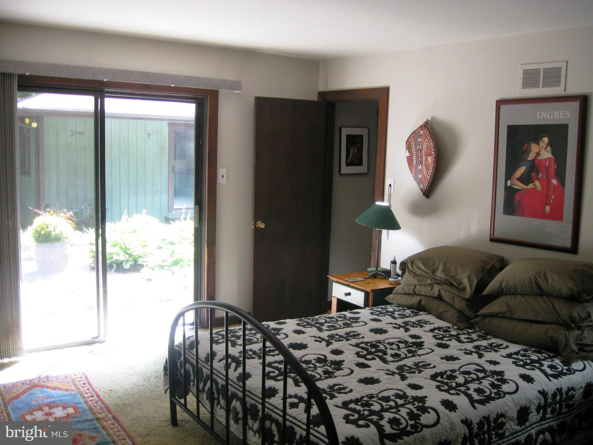 CHRISTINE MANOR - Residential