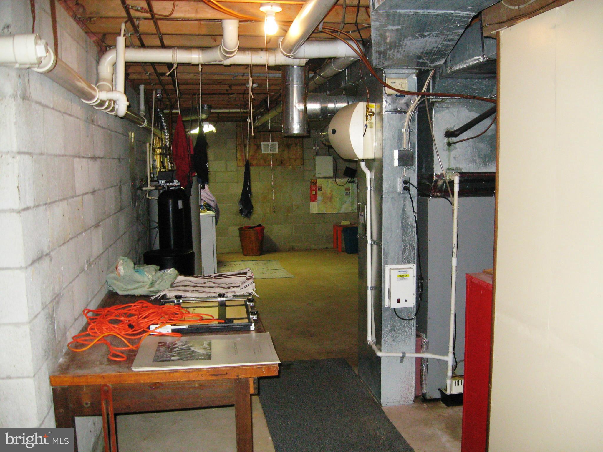 CHRISTINE MANOR - Residential