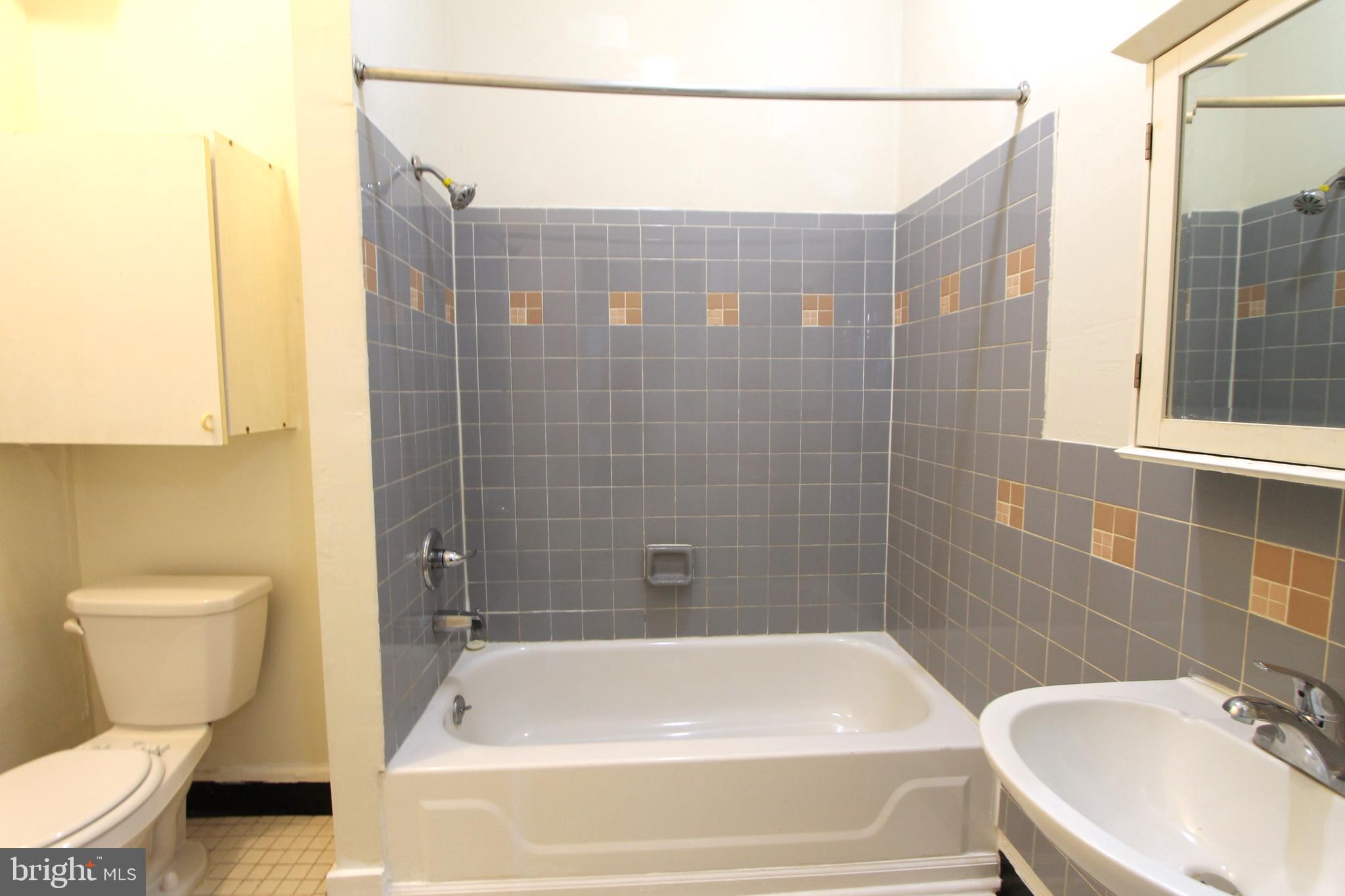 GERMANTOWN - Residential Lease