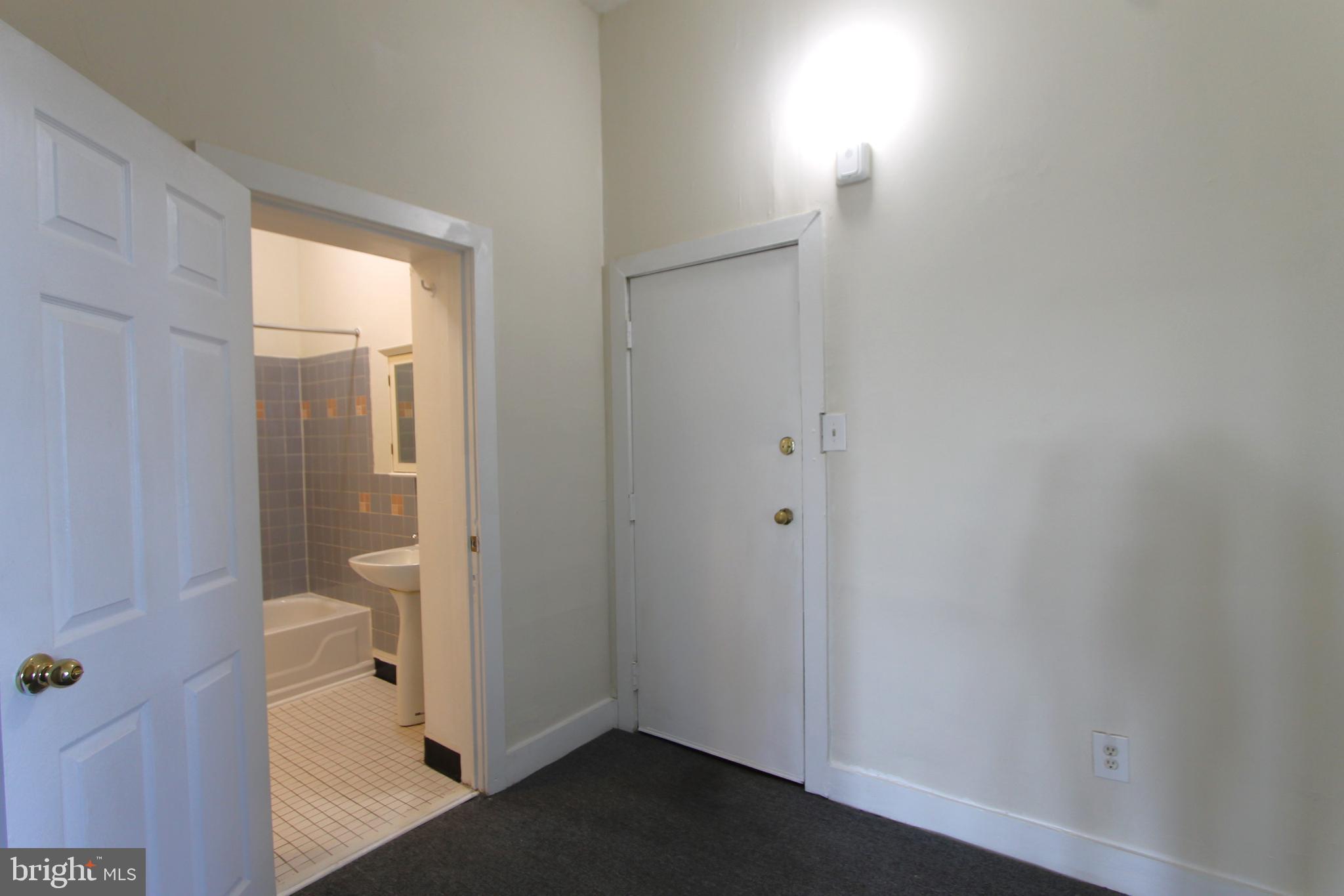 GERMANTOWN - Residential Lease