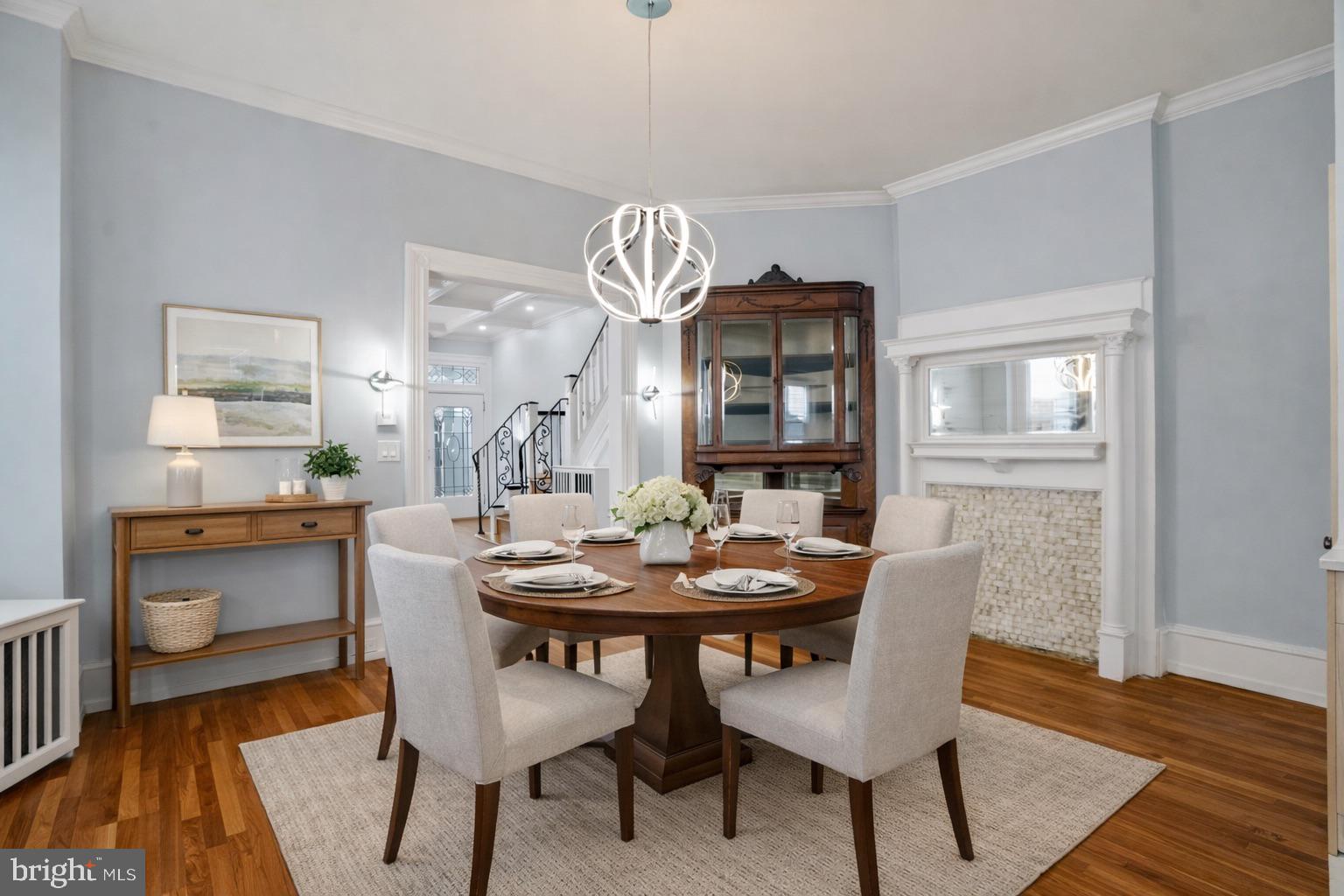 5138 N CARLISLE STREET