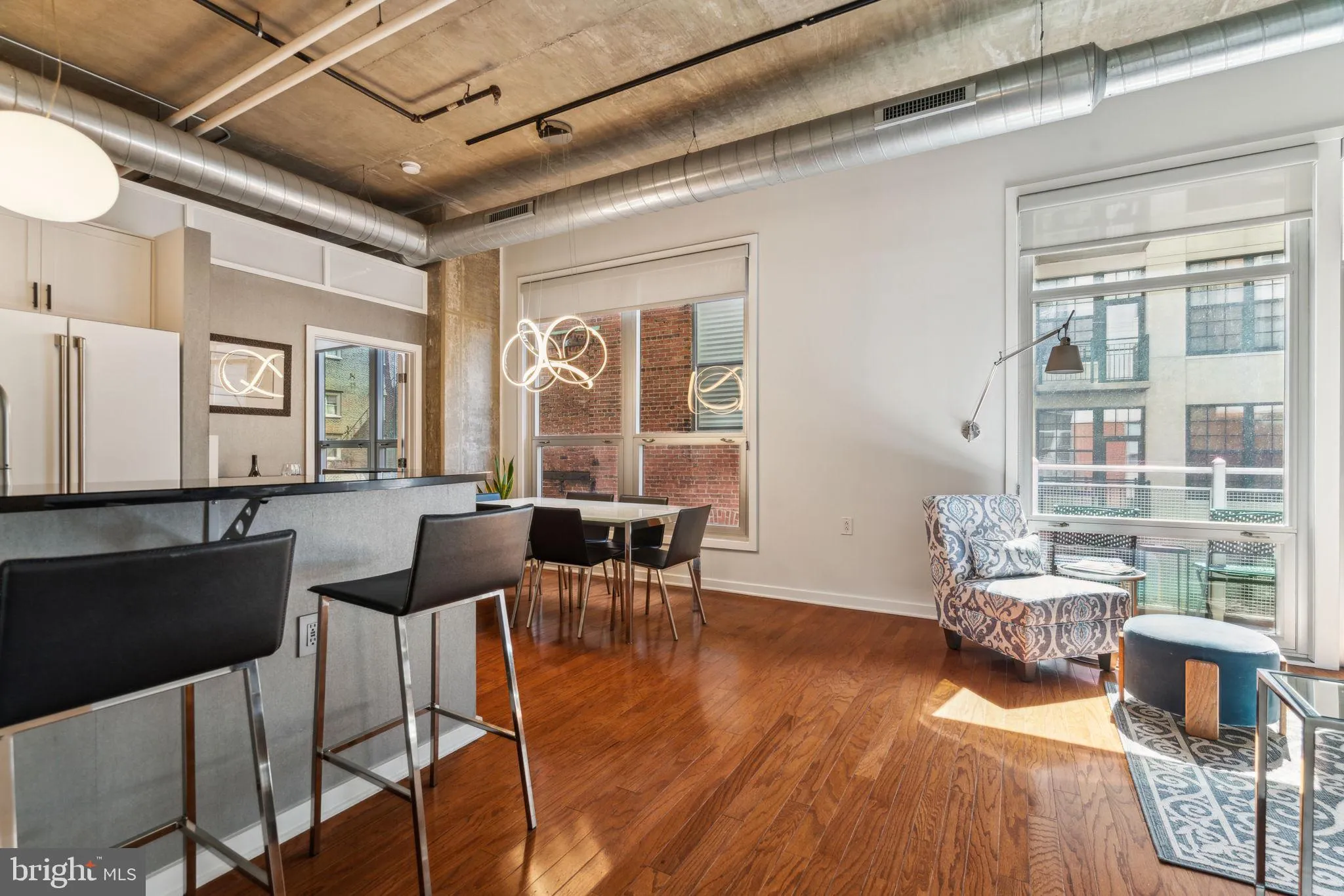 Philadelphia, Pennsylvania 19106, United States, 3 Bedrooms Bedrooms, ,2 BathroomsBathrooms,Residential,Contingent,127662