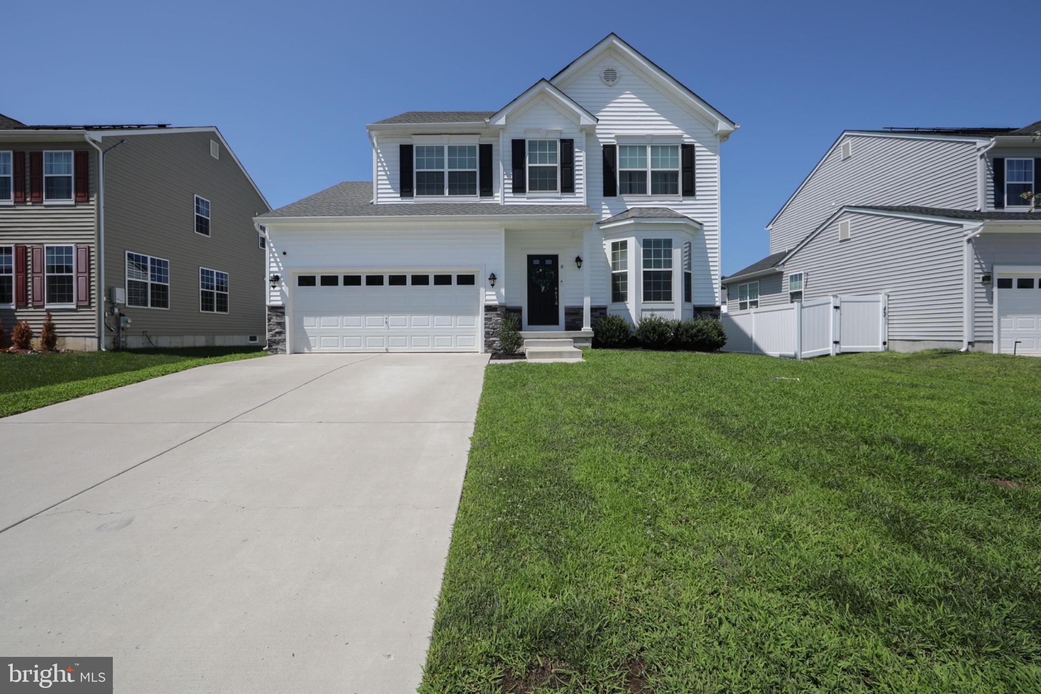 8 CAYUGA WAY