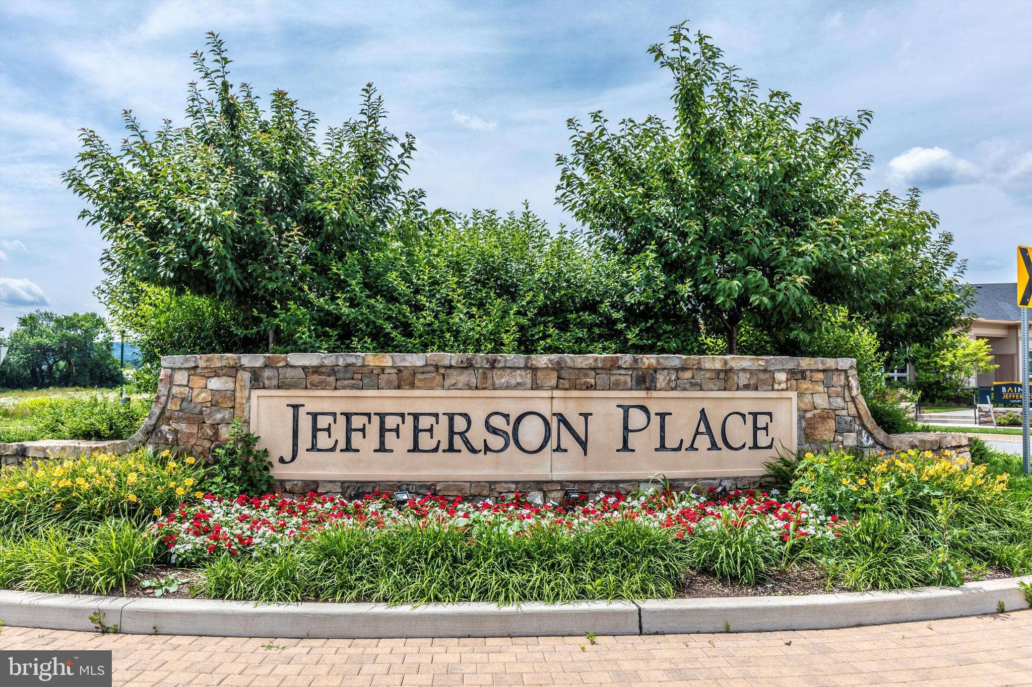 JEFFERSON PLACE - Residential