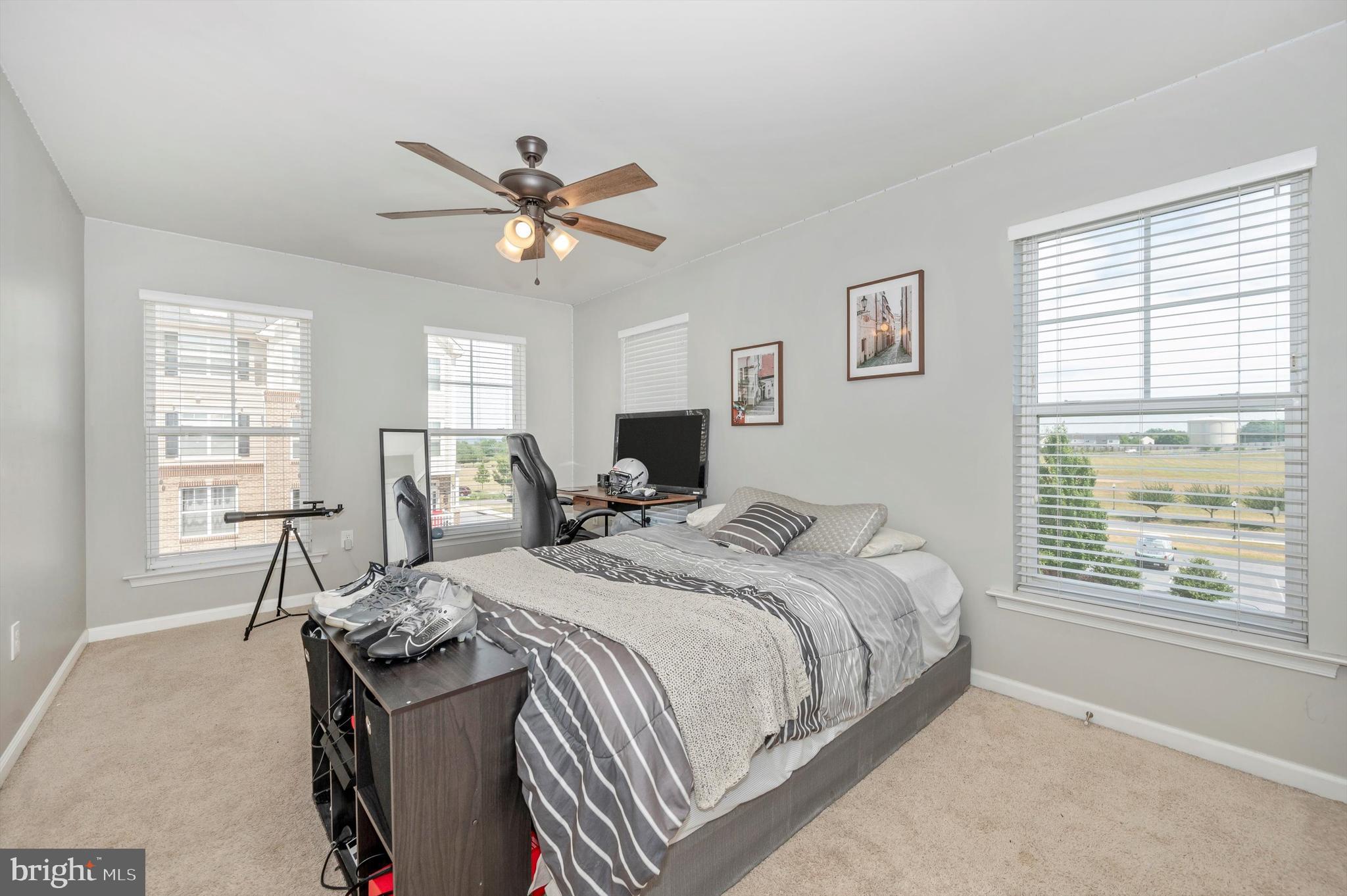 JEFFERSON PLACE - Residential