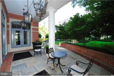 GALLERY AT WHITE FLINT - Residential Lease