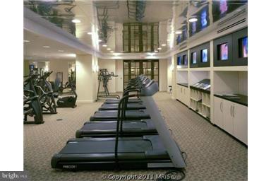 GALLERY AT WHITE FLINT - Residential Lease