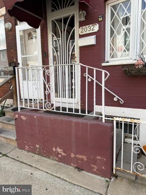 2032 PIERCE STREET