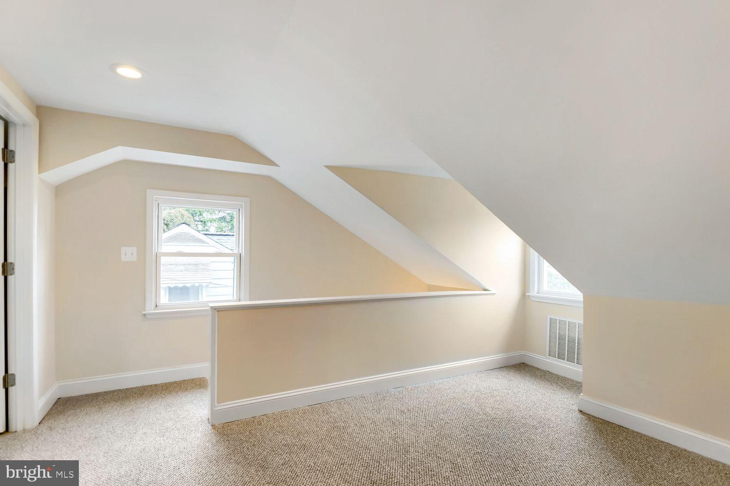 ROCKDALE TERRACE - Residential
