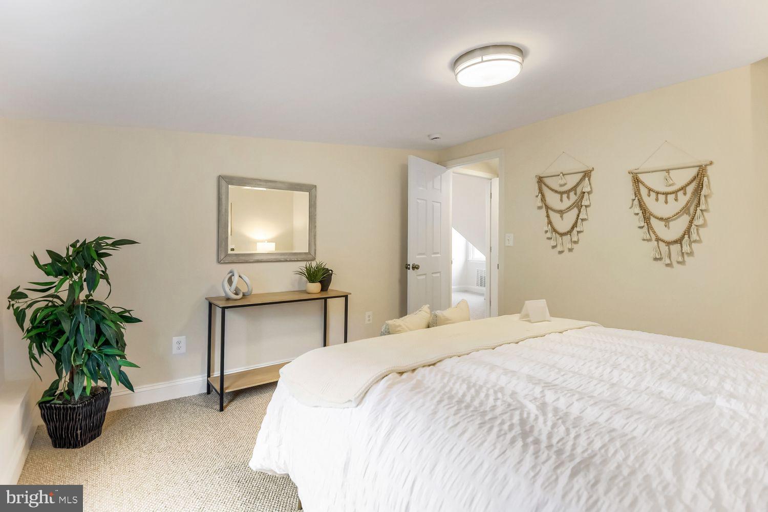 ROCKDALE TERRACE - Residential