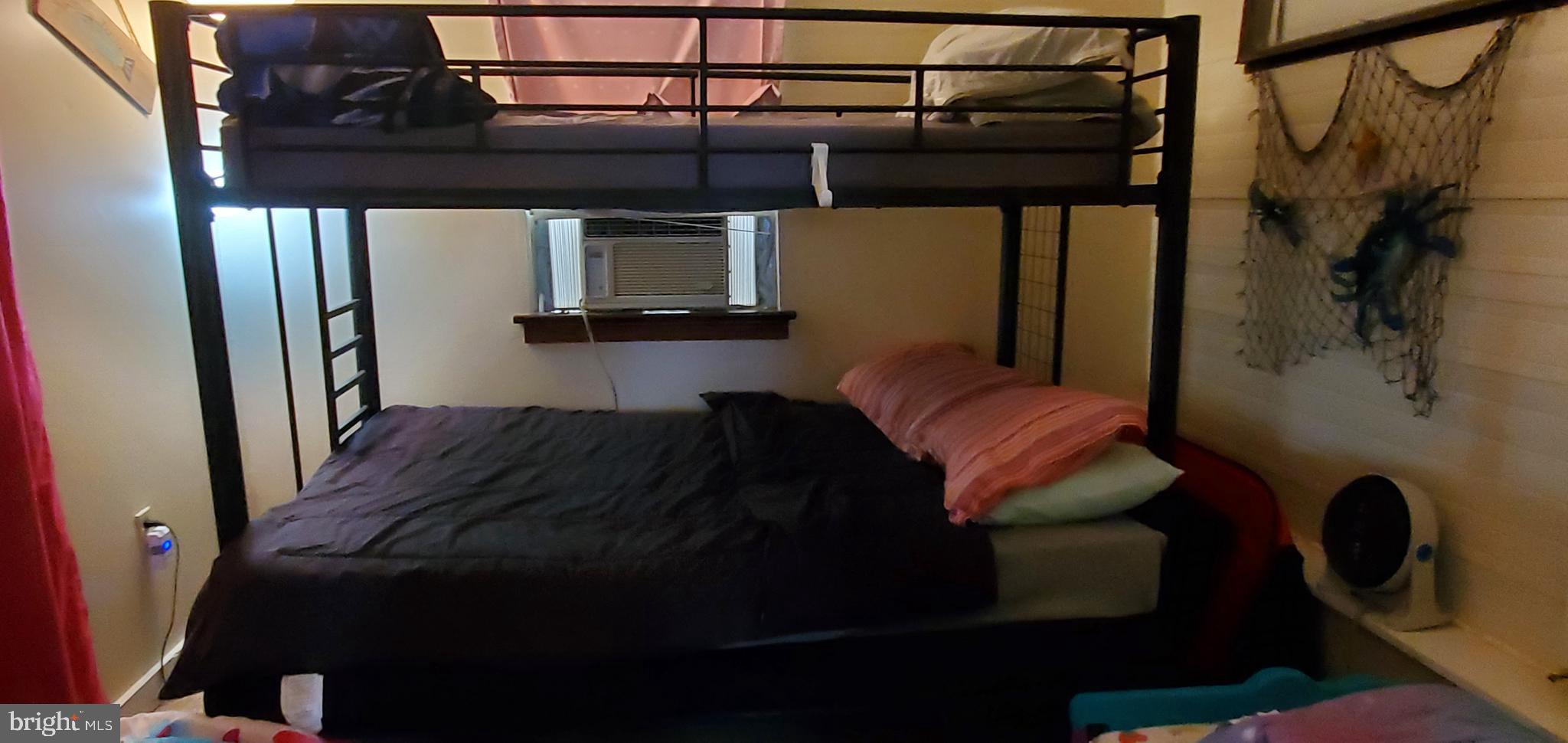 INDIAN ACRES - Residential