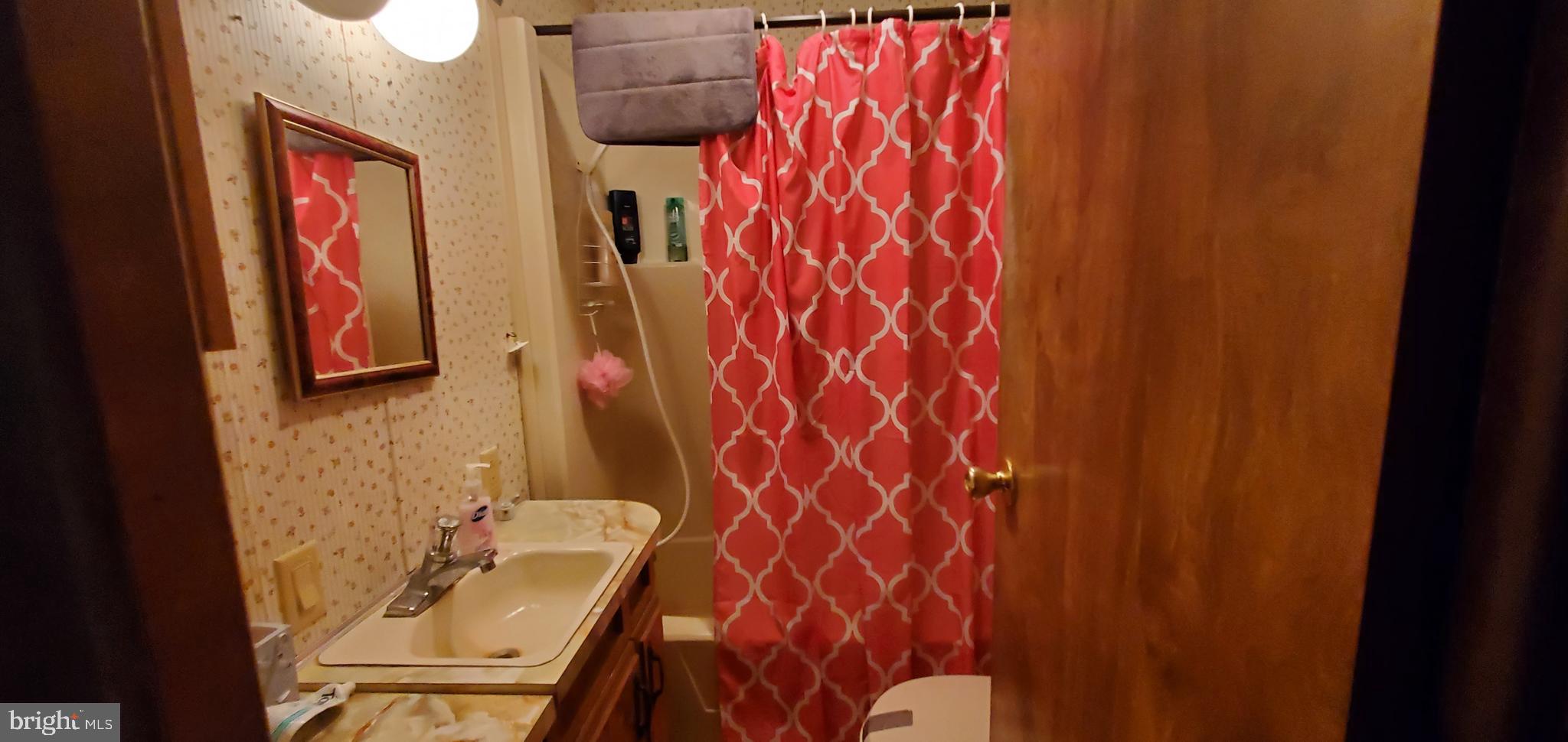 INDIAN ACRES - Residential