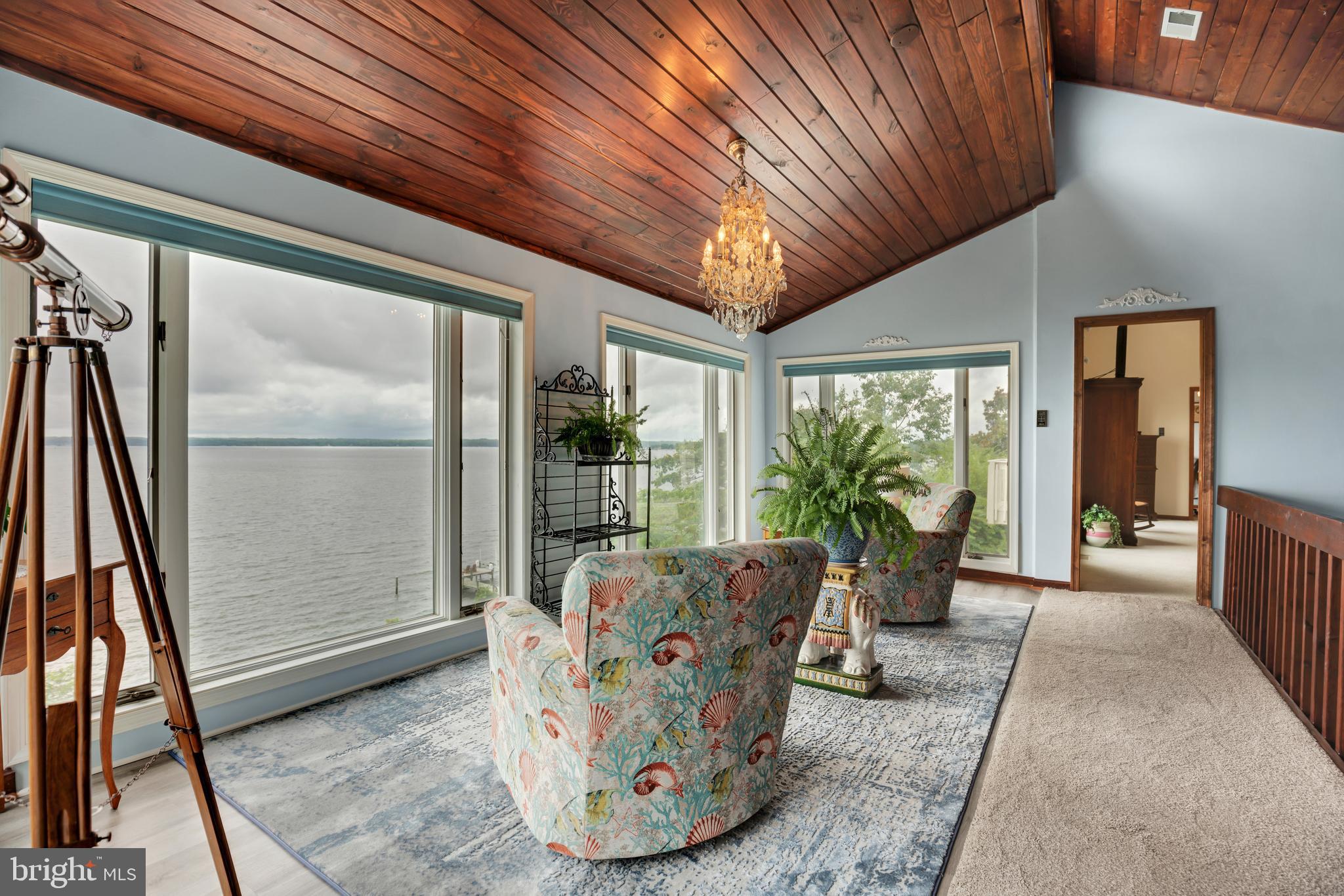 DRUM POINT - Residential