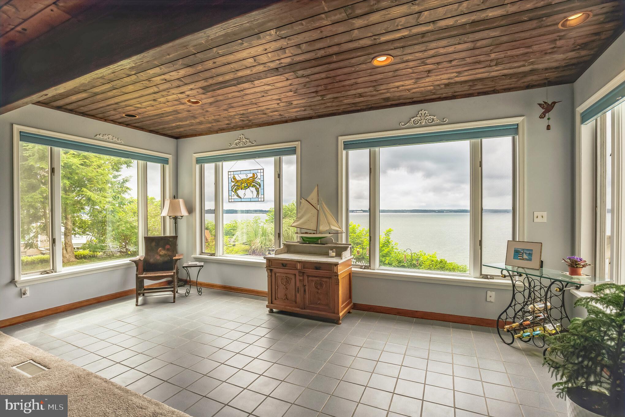 DRUM POINT - Residential