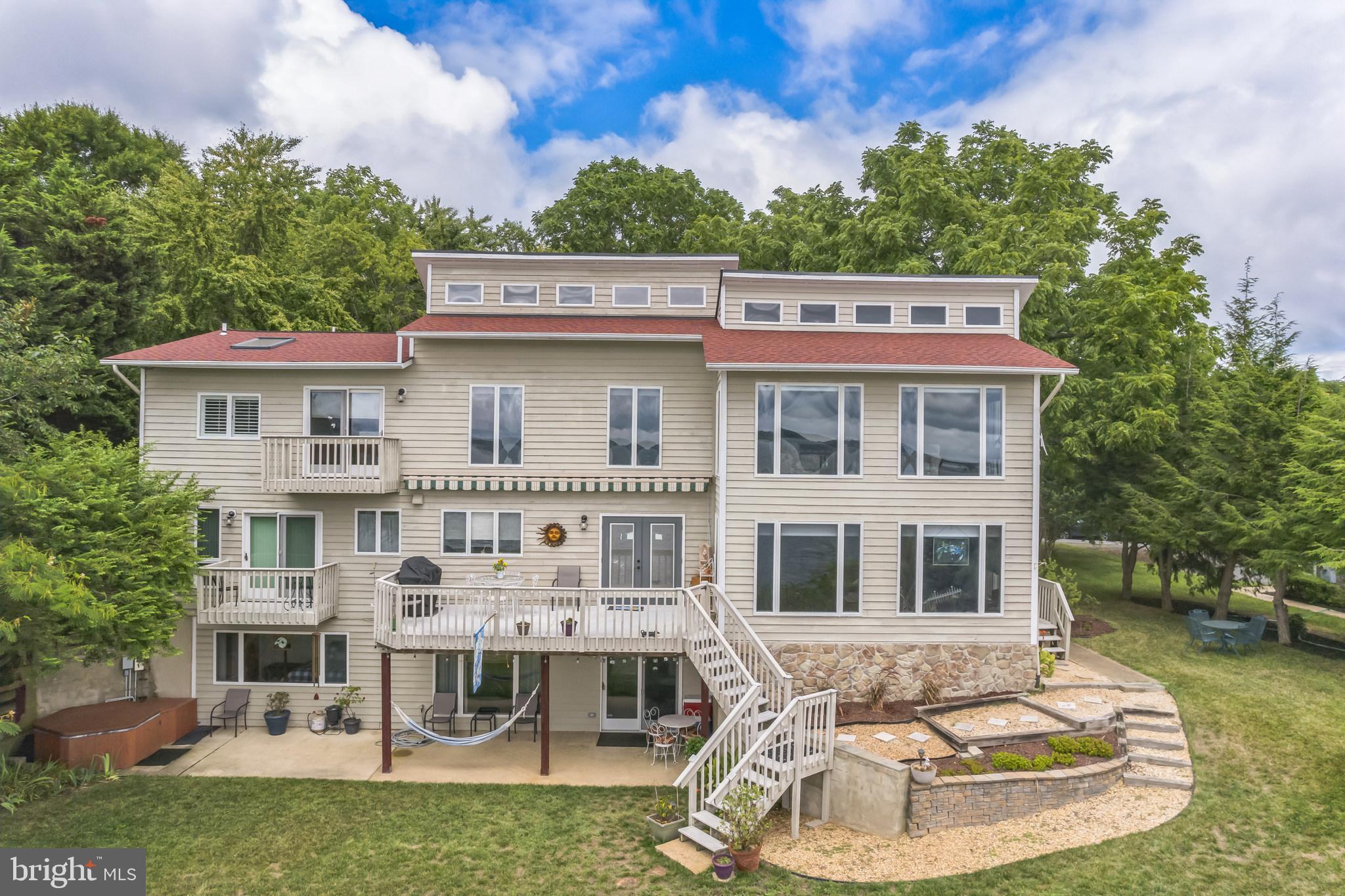 DRUM POINT - Residential