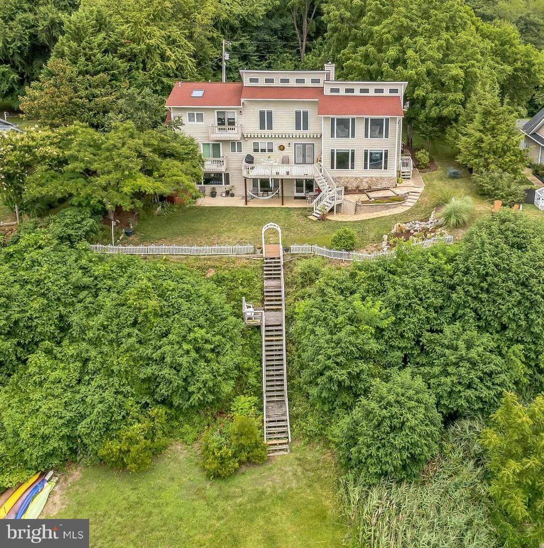 DRUM POINT - Residential