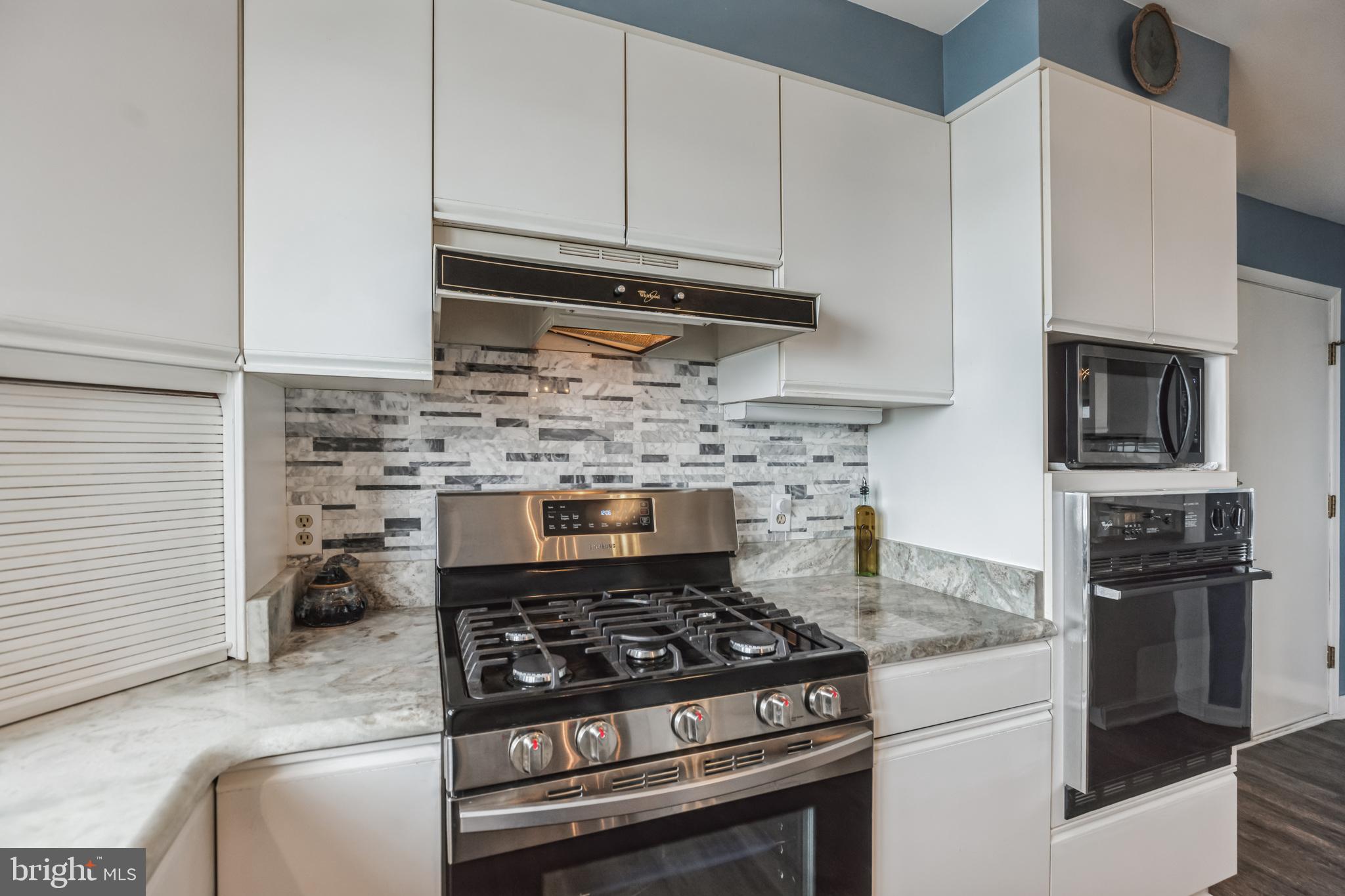 DRUM POINT - Residential