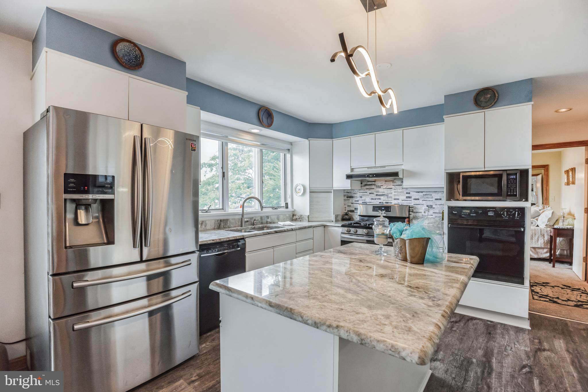 DRUM POINT - Residential