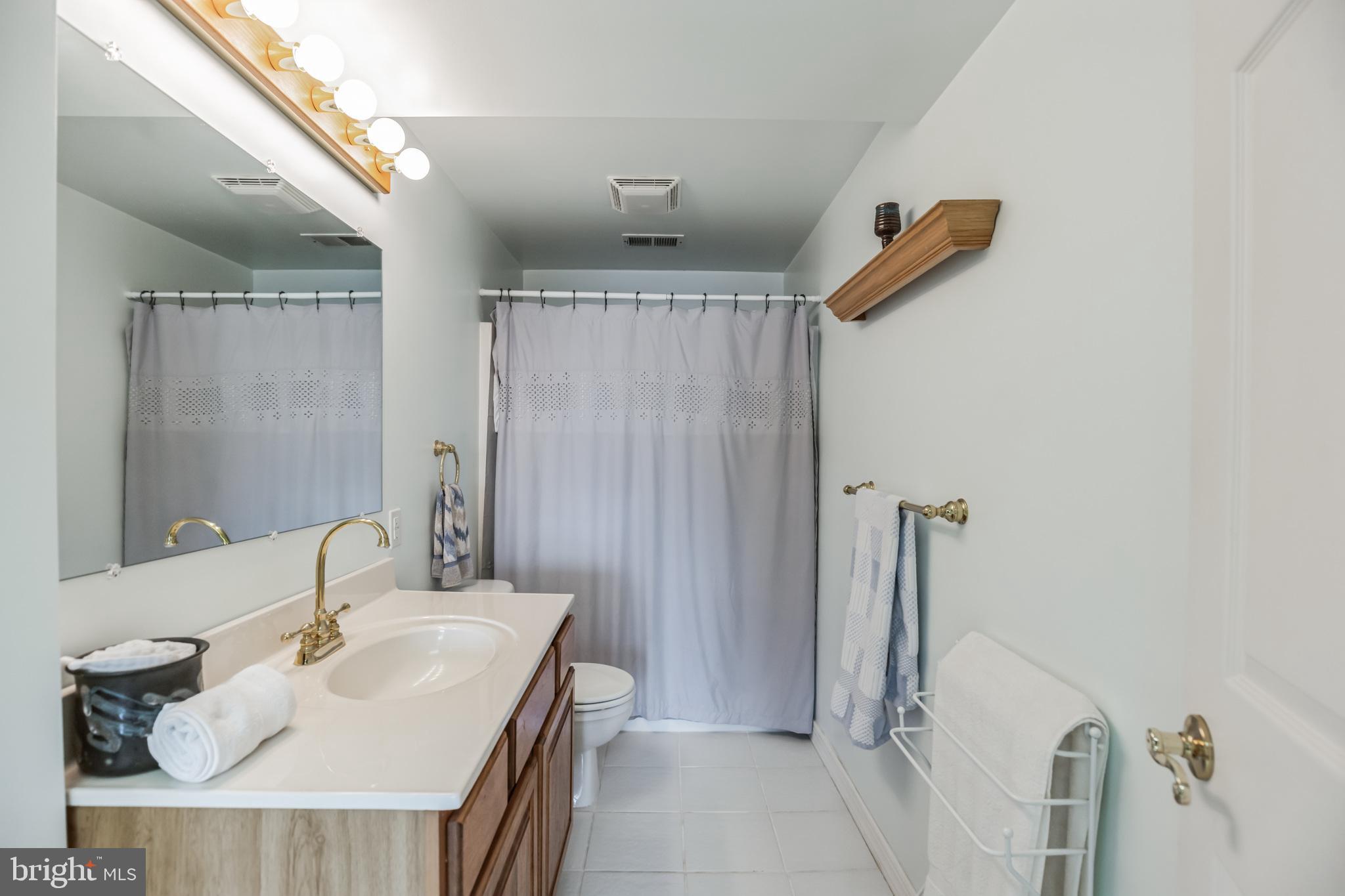 DRUM POINT - Residential