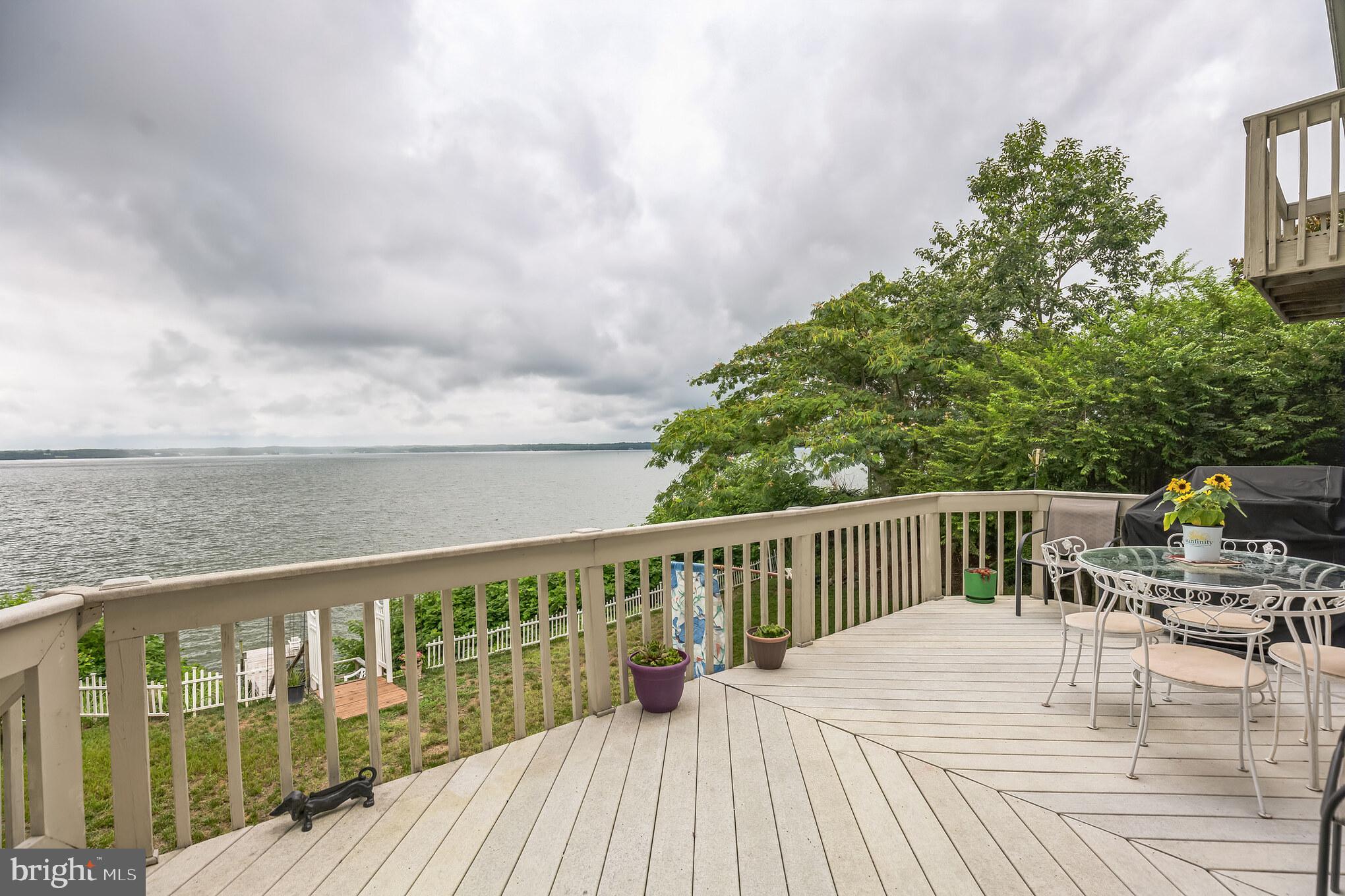 DRUM POINT - Residential