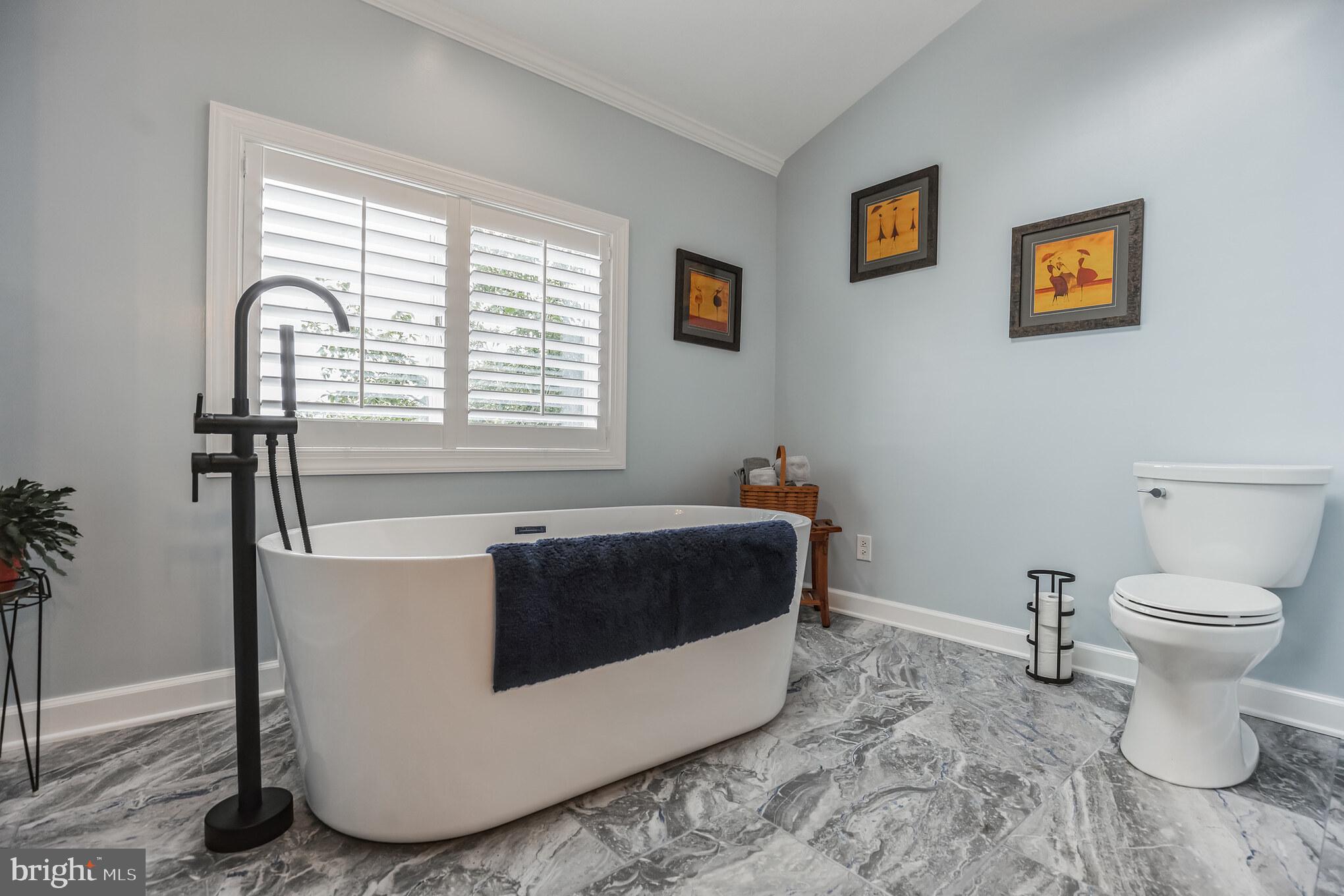 DRUM POINT - Residential