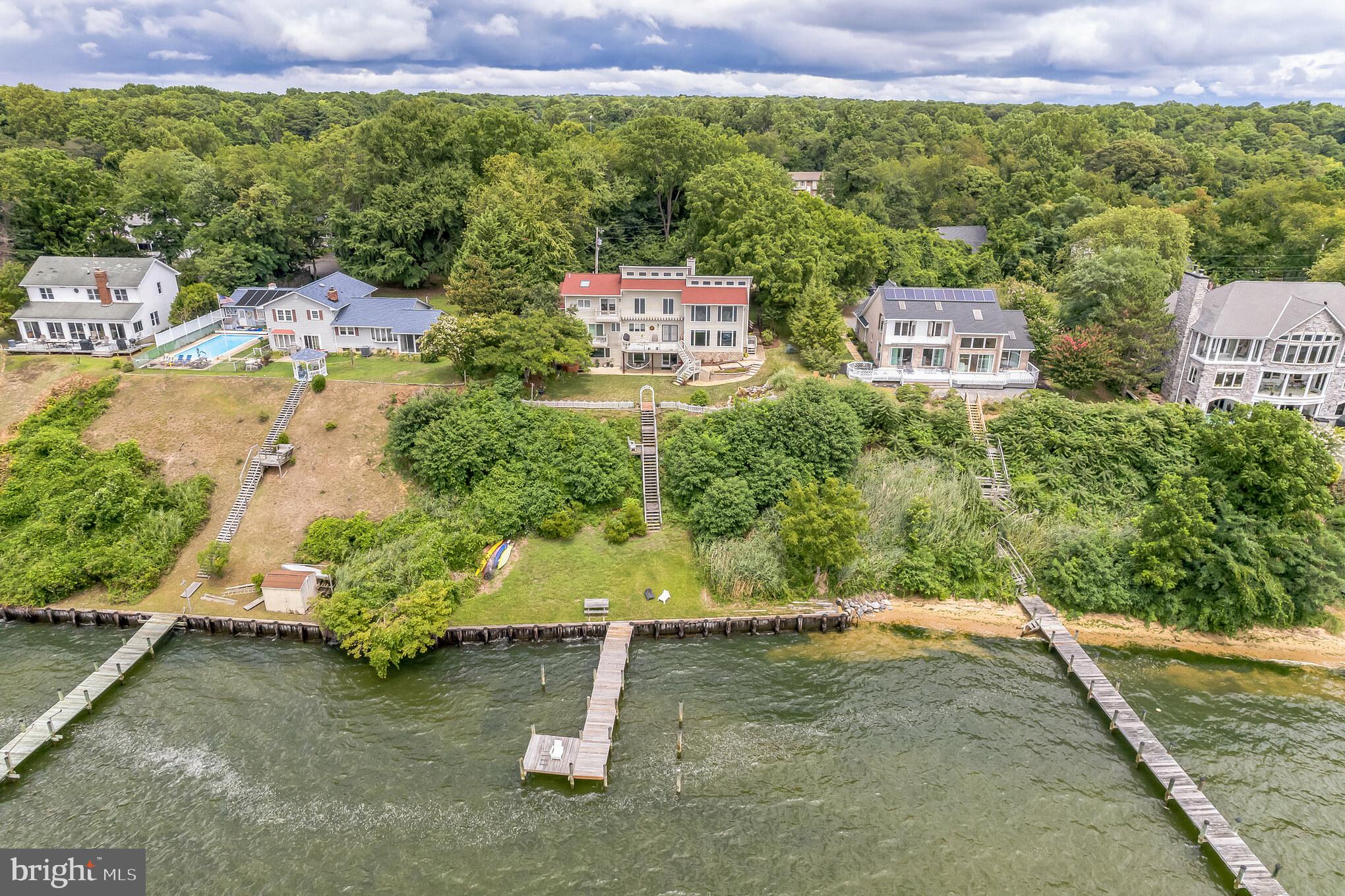 DRUM POINT - Residential