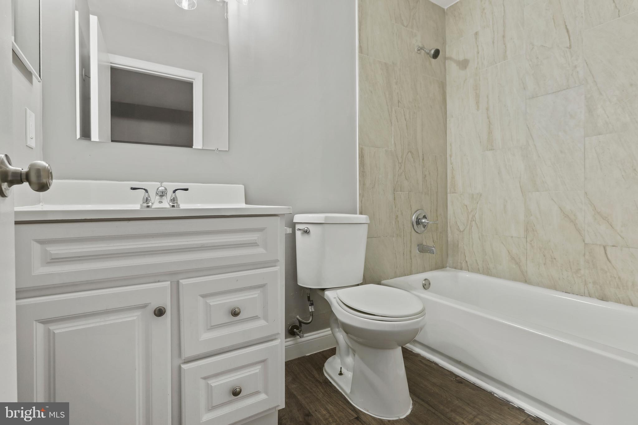 CASTLEMILL - Residential