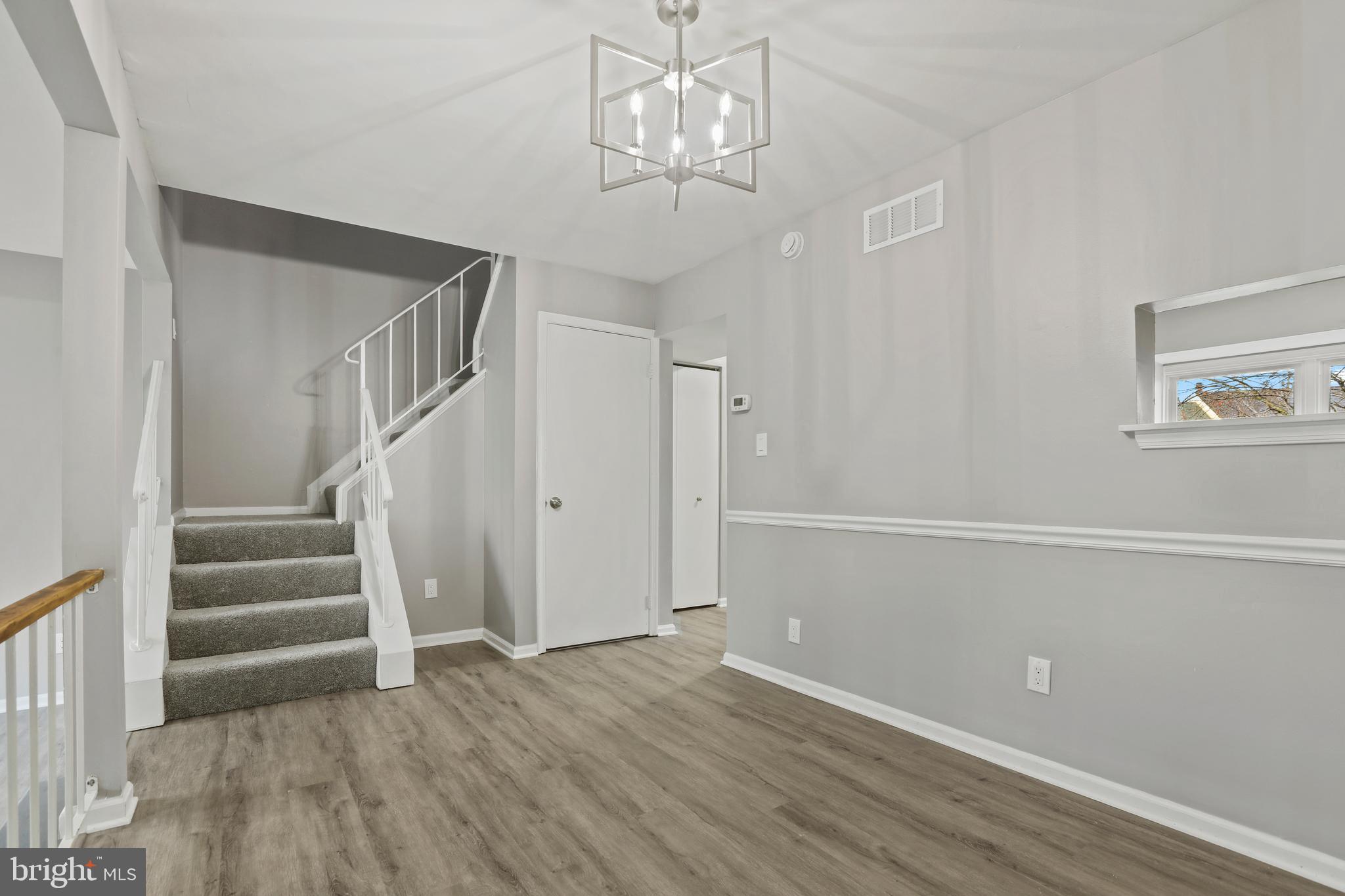 CASTLEMILL - Residential