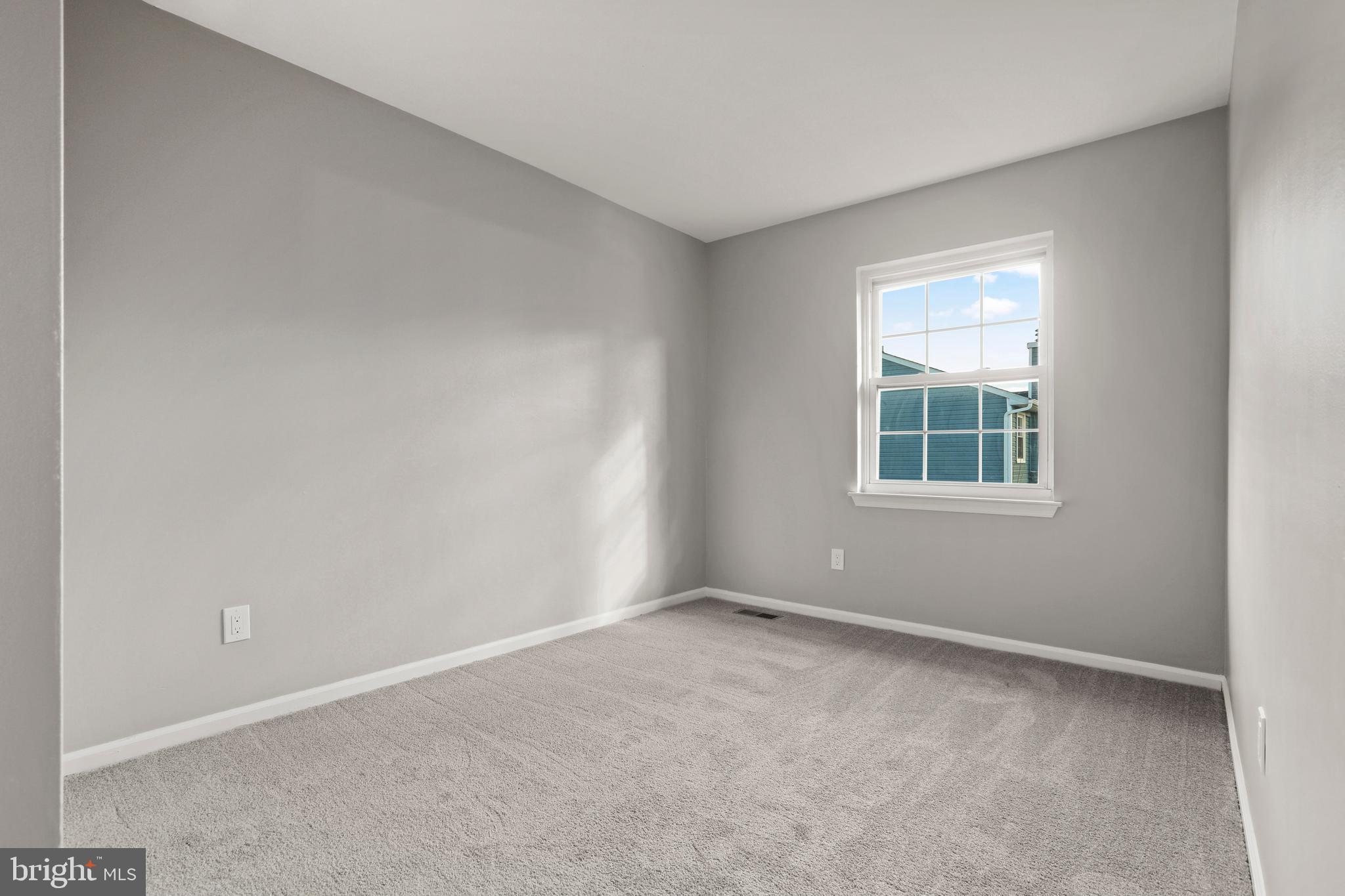 CASTLEMILL - Residential