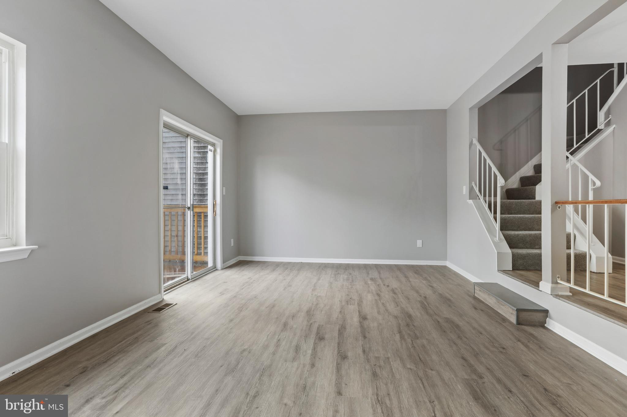 CASTLEMILL - Residential