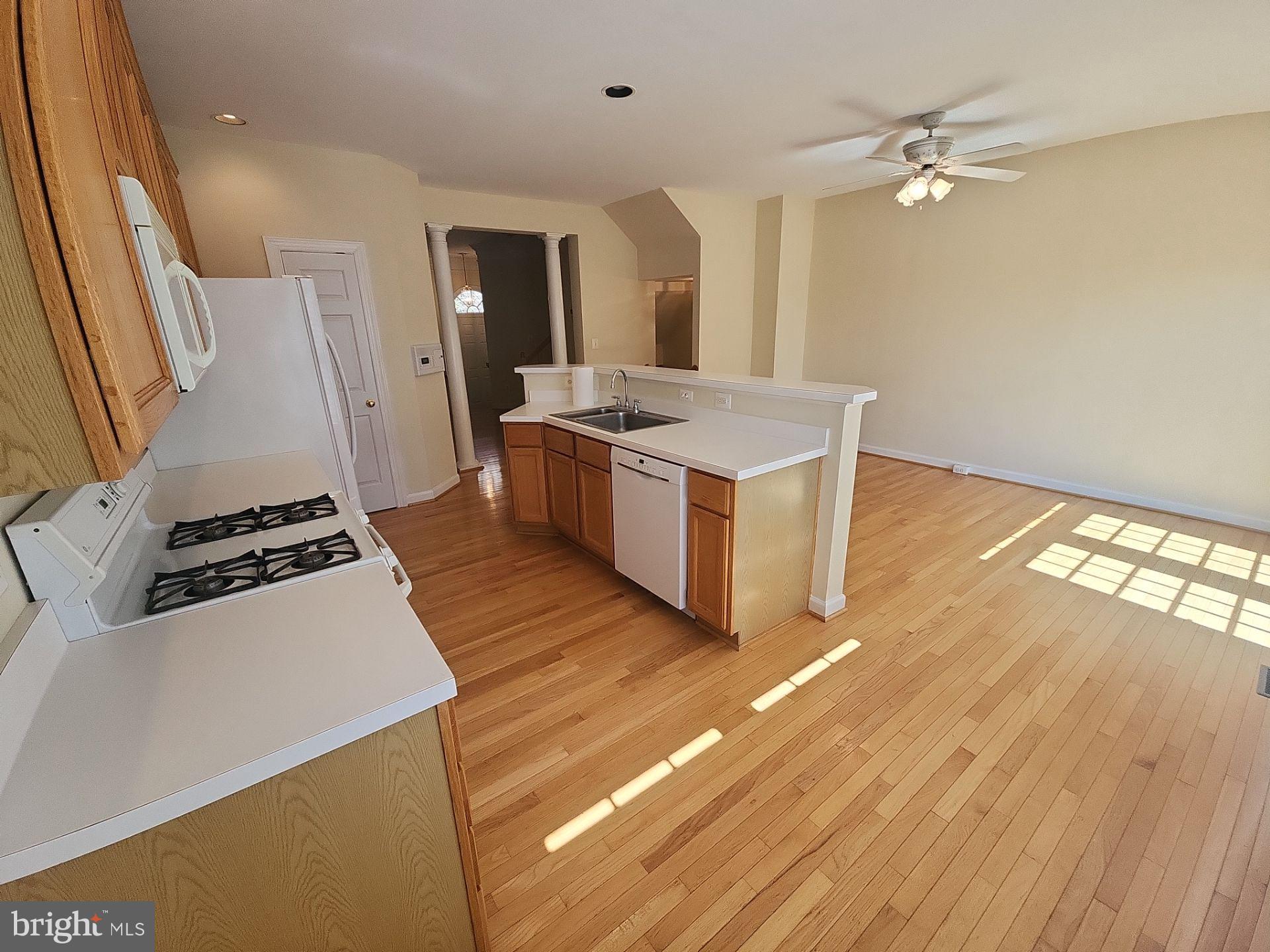 JAPONICA - Residential Lease