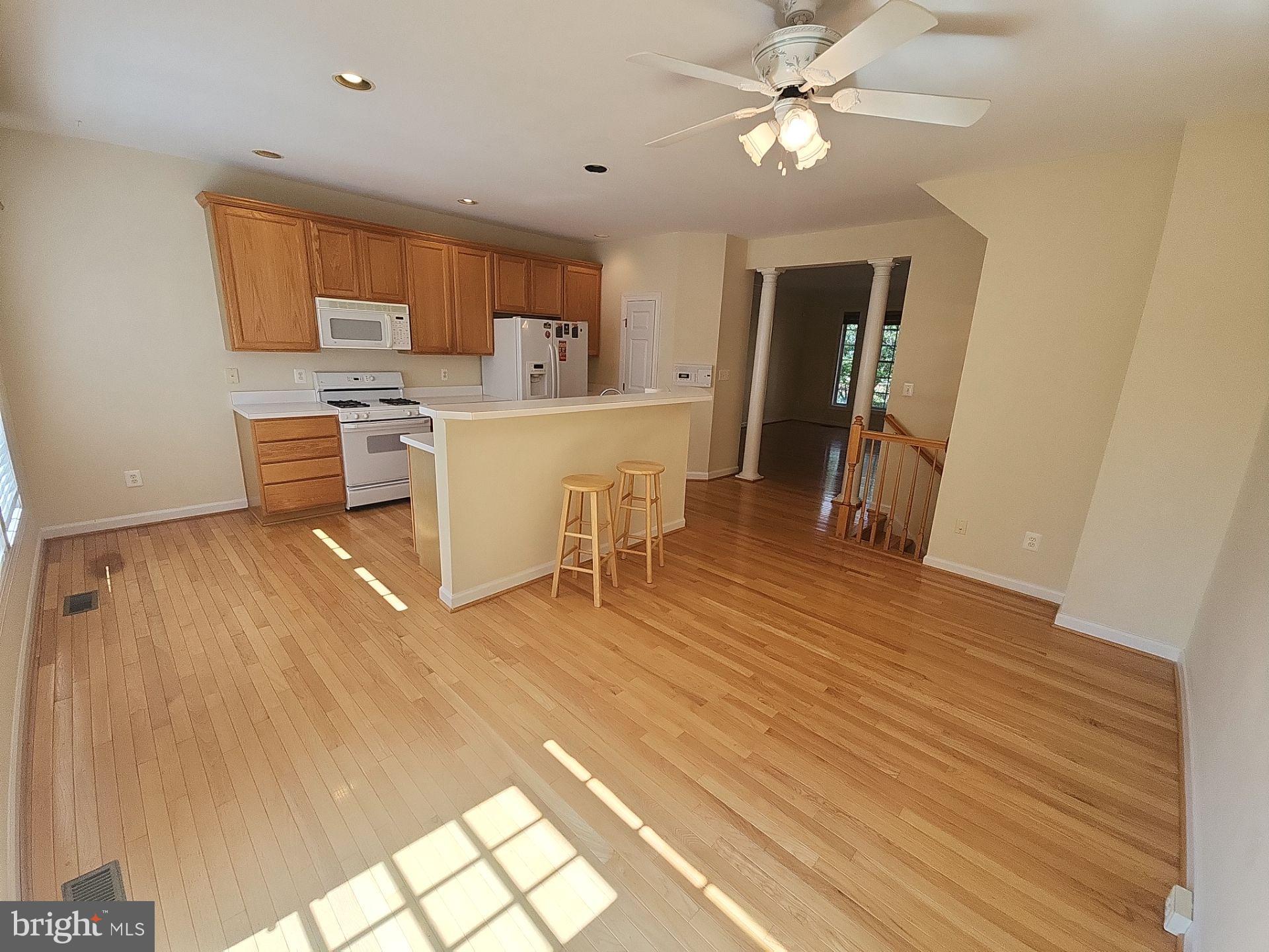 JAPONICA - Residential Lease